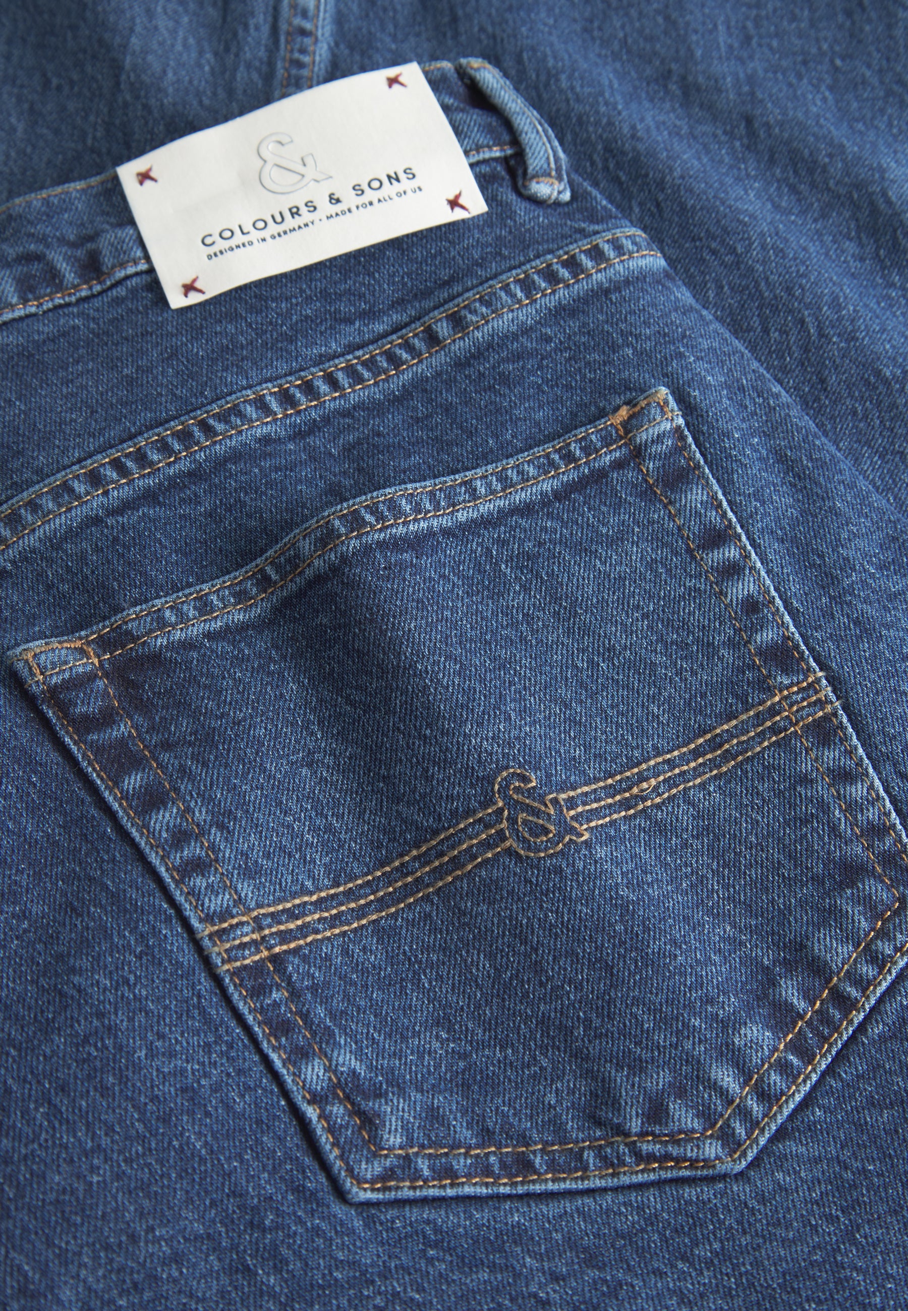Denim Cropped in Dark Blue Jeans Colours and Sons   