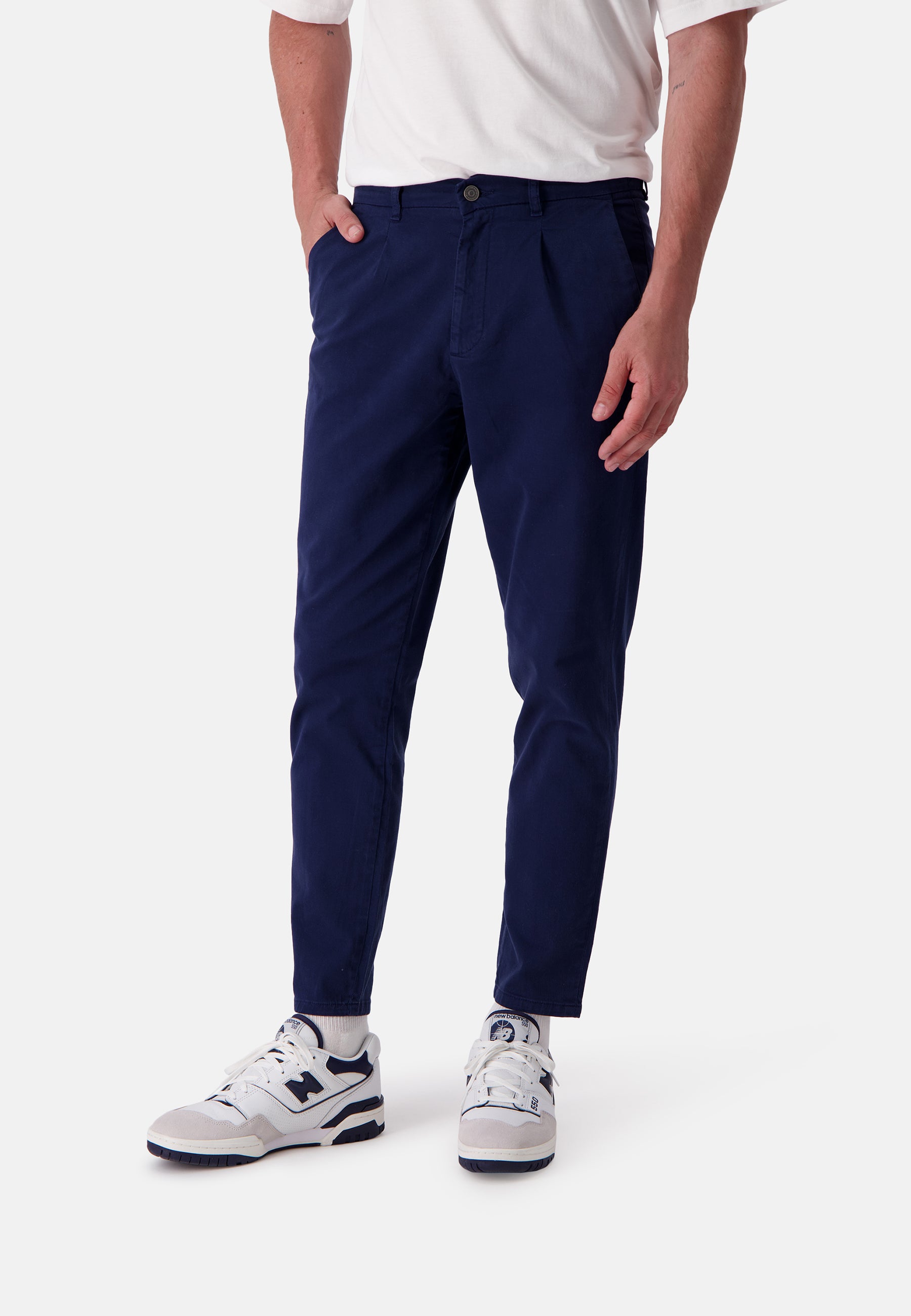 Pants-Cropped Chino in Navy Hosen Colours and Sons