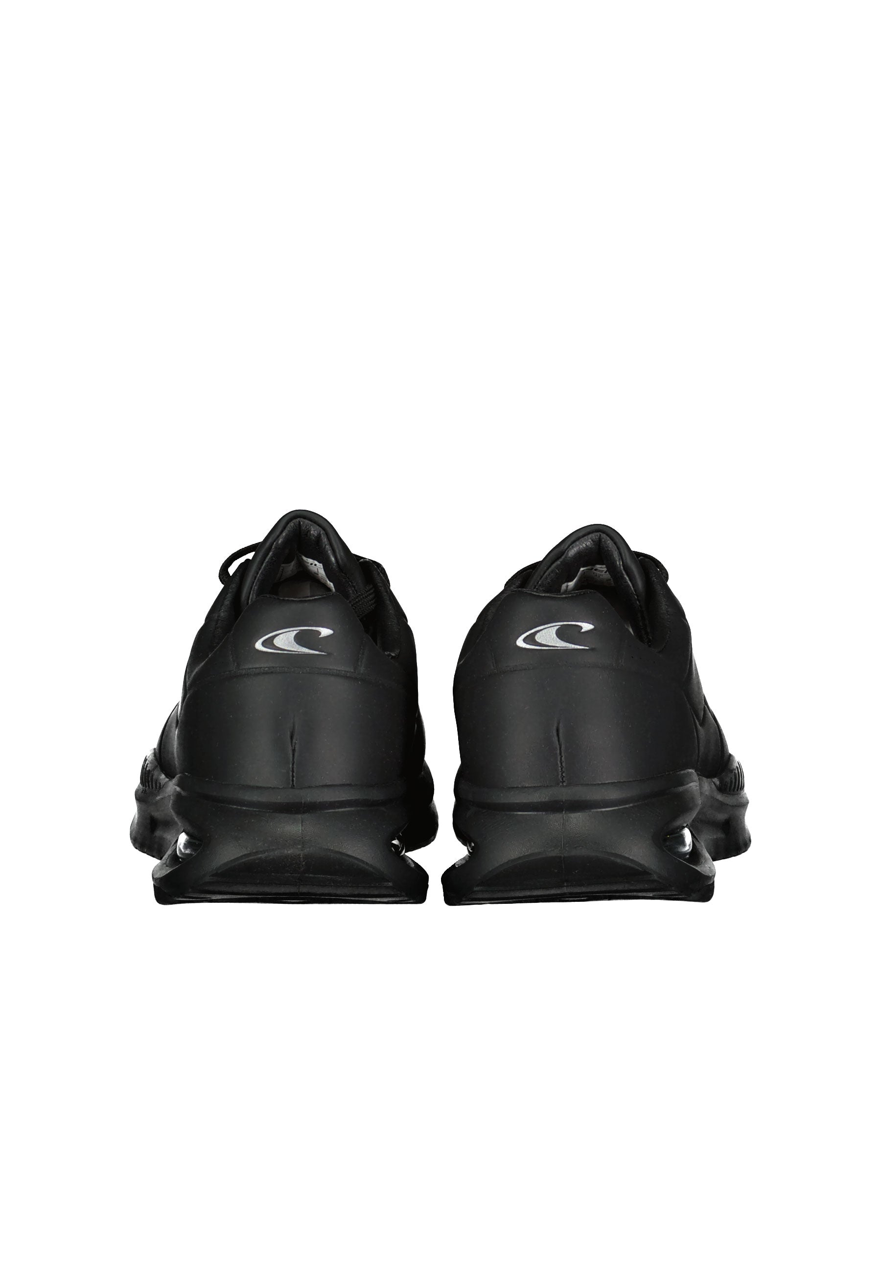 Perdido Low in Triple Black Sneakers O'Neill