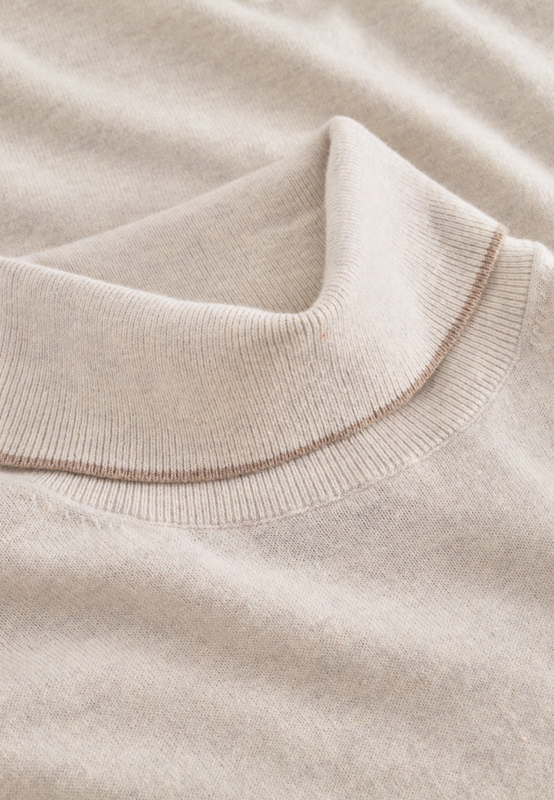 Turtleneck Merino Blend in Offwhite Pullover Colours and Sons