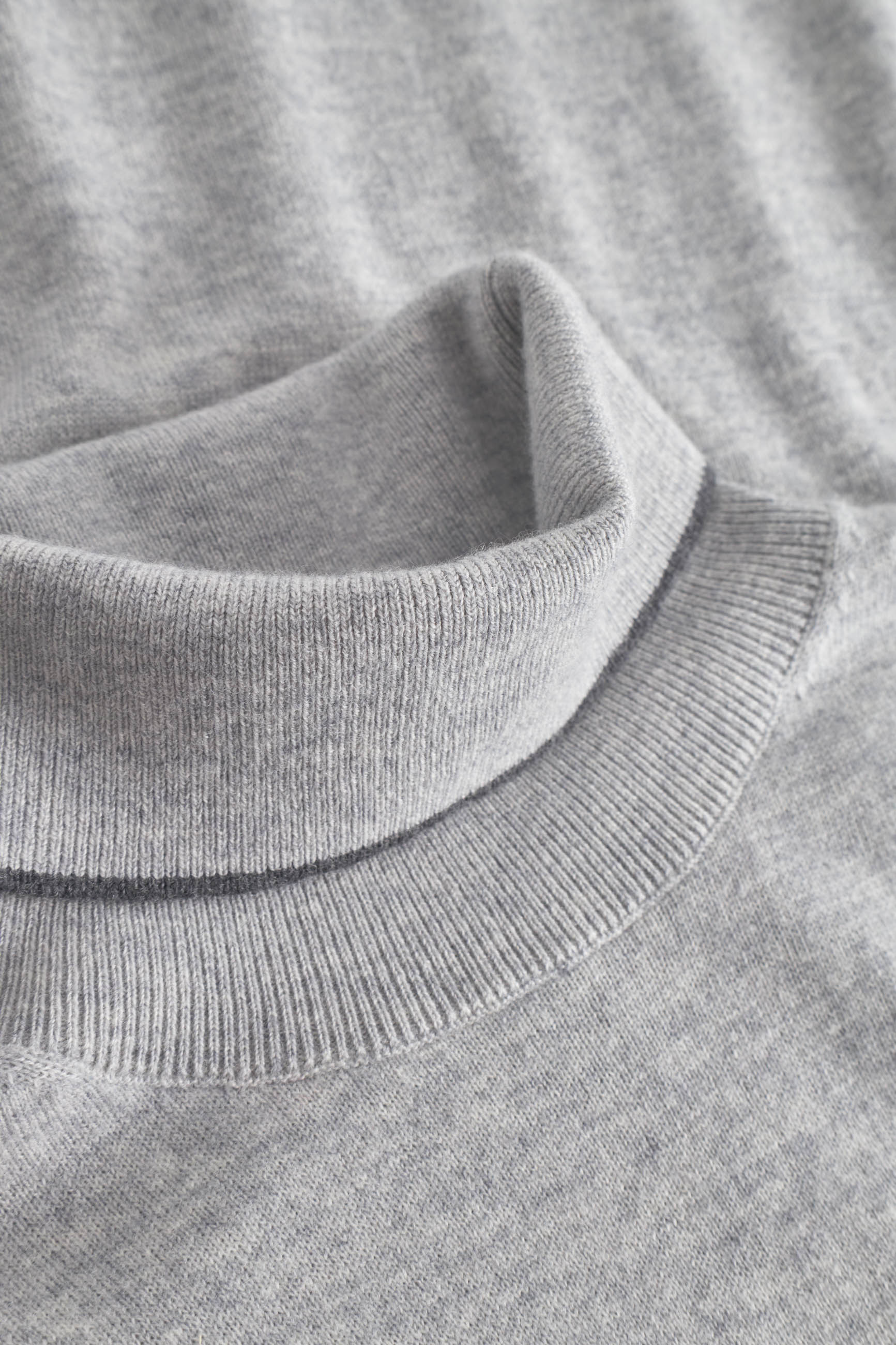 Turtleneck Merino Blend in Silver Pullover Colours and Sons