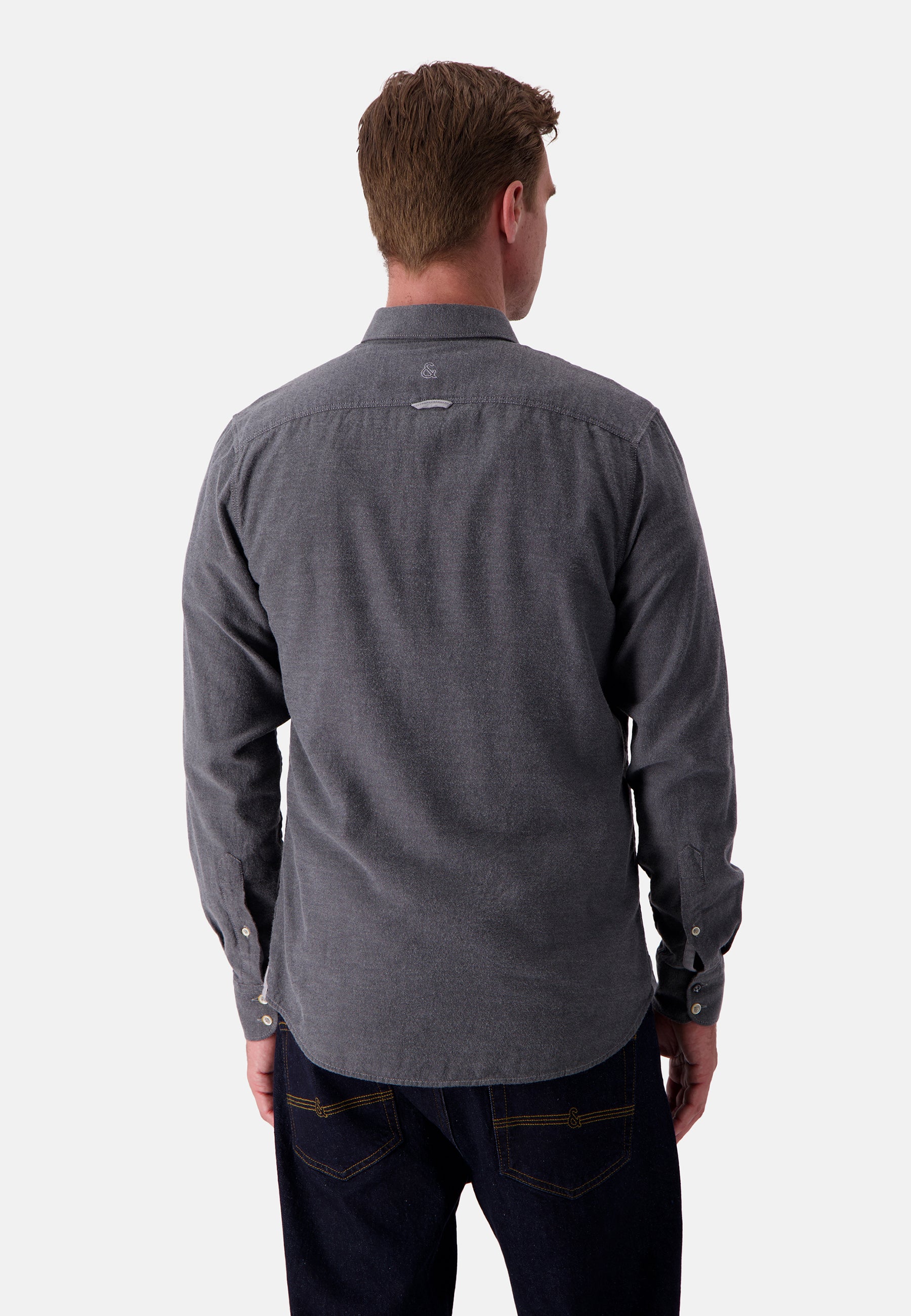 Shirt Brushed Twill in Anthracite Hemden Colours and Sons