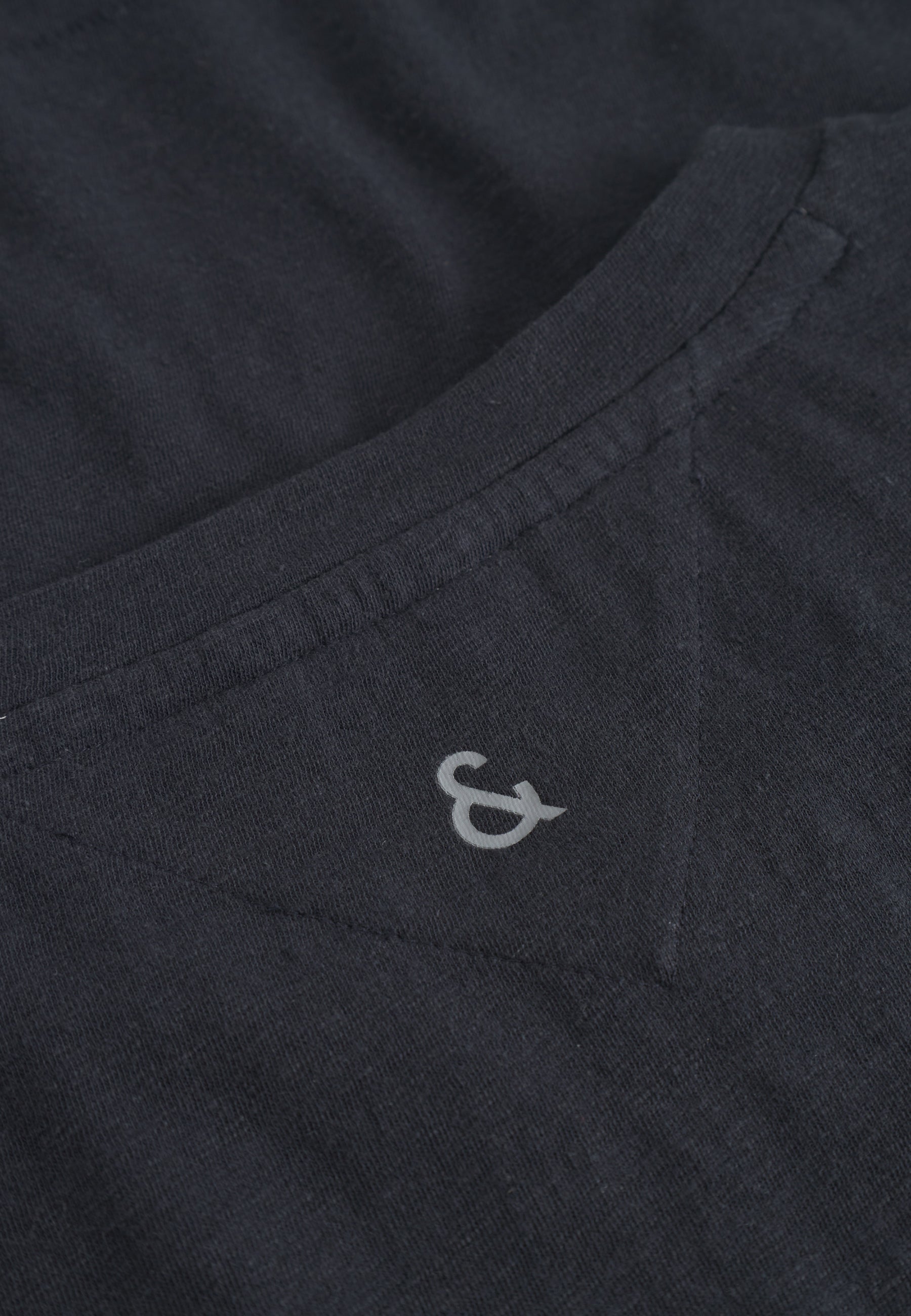 T-Shirt-Linen Blend in Anthracite T-Shirts Colours and Sons