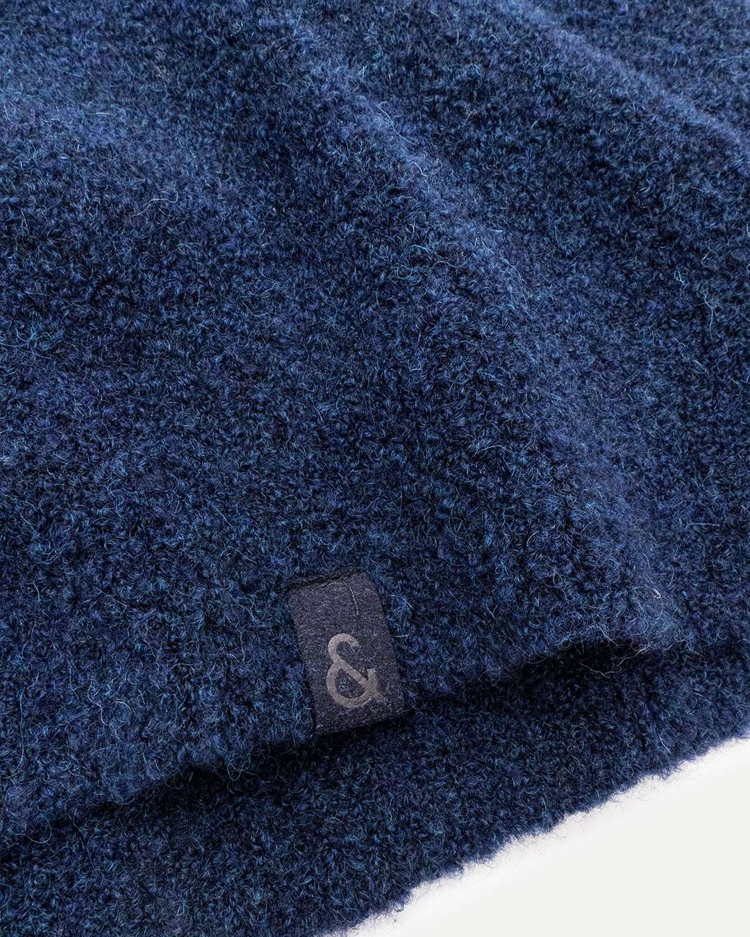 Troyer-Button Bouclé in Midnight Pullover Colours and Sons