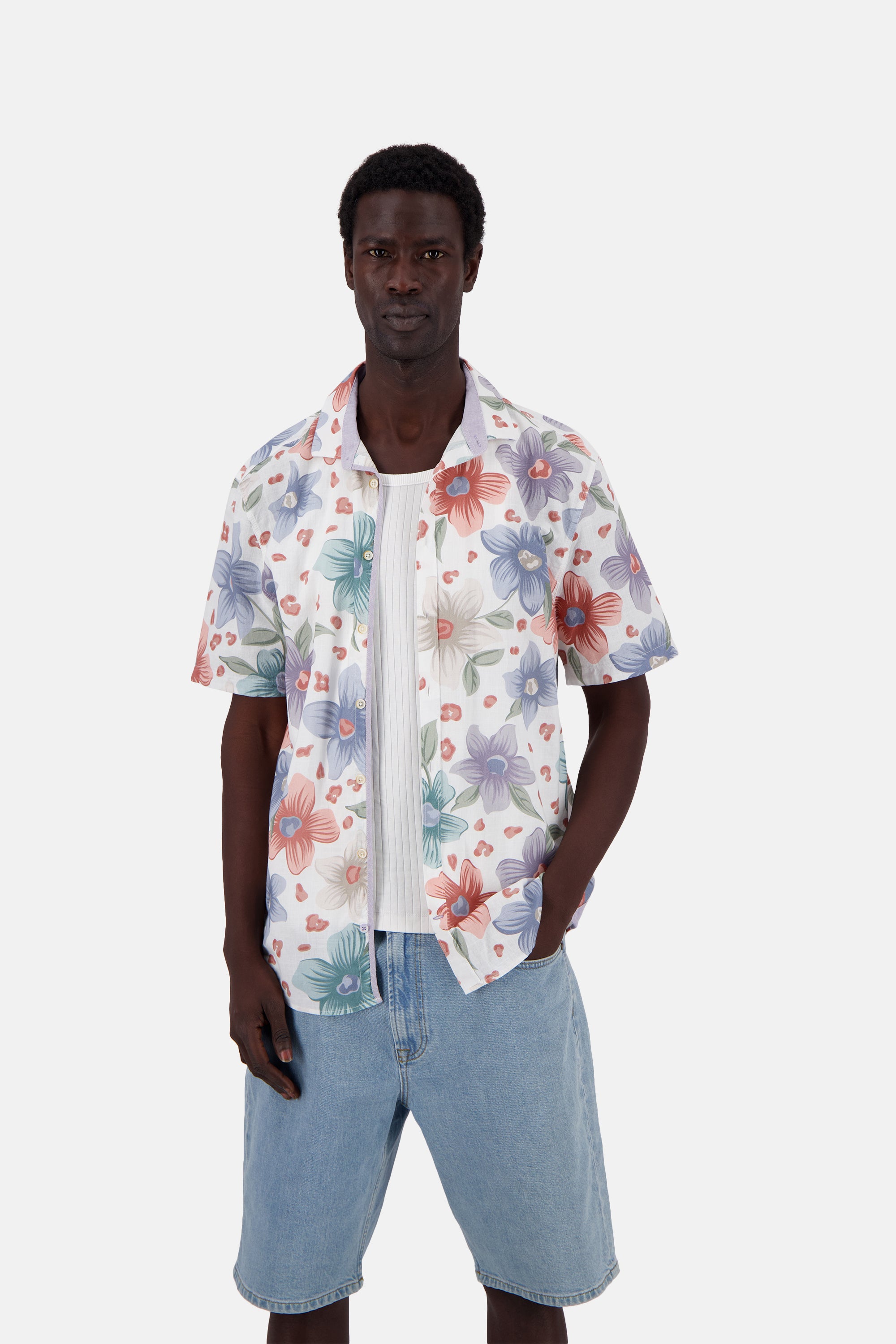 Shirt-Printed in White Flowers Hemden Colours and Sons