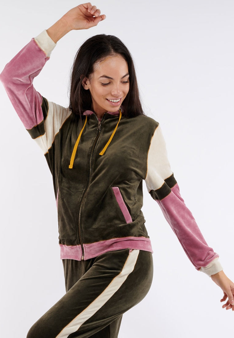 AIDEN-WILDLAKE Sweatjacke in Kaki Sweatjacken Banana Moon