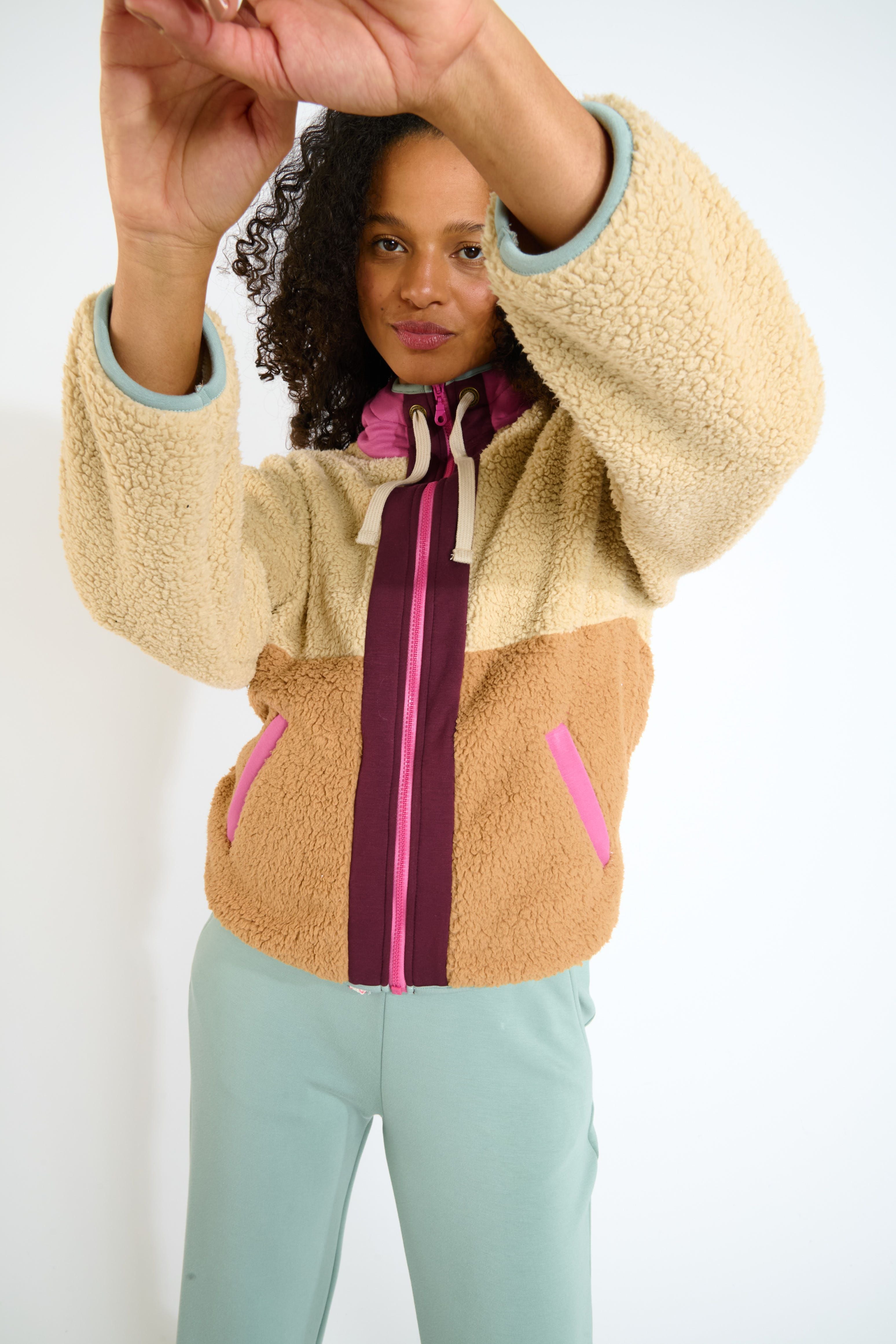 ALIMI-EAGLECRES Fleecejacke in Camel Jacken Banana Moon