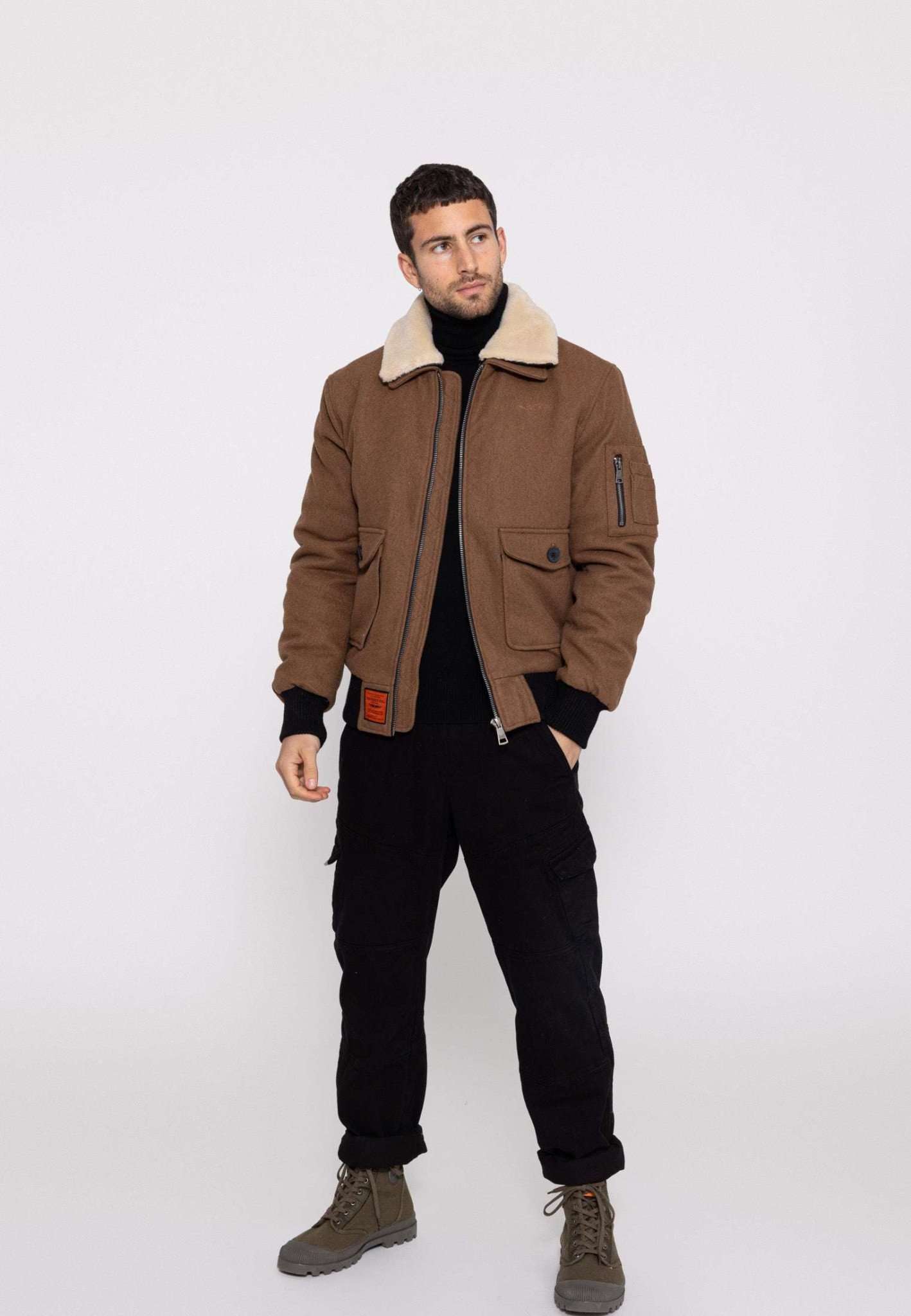 Aviator M Bomberjacke in Camel Jacken Bombers Original   