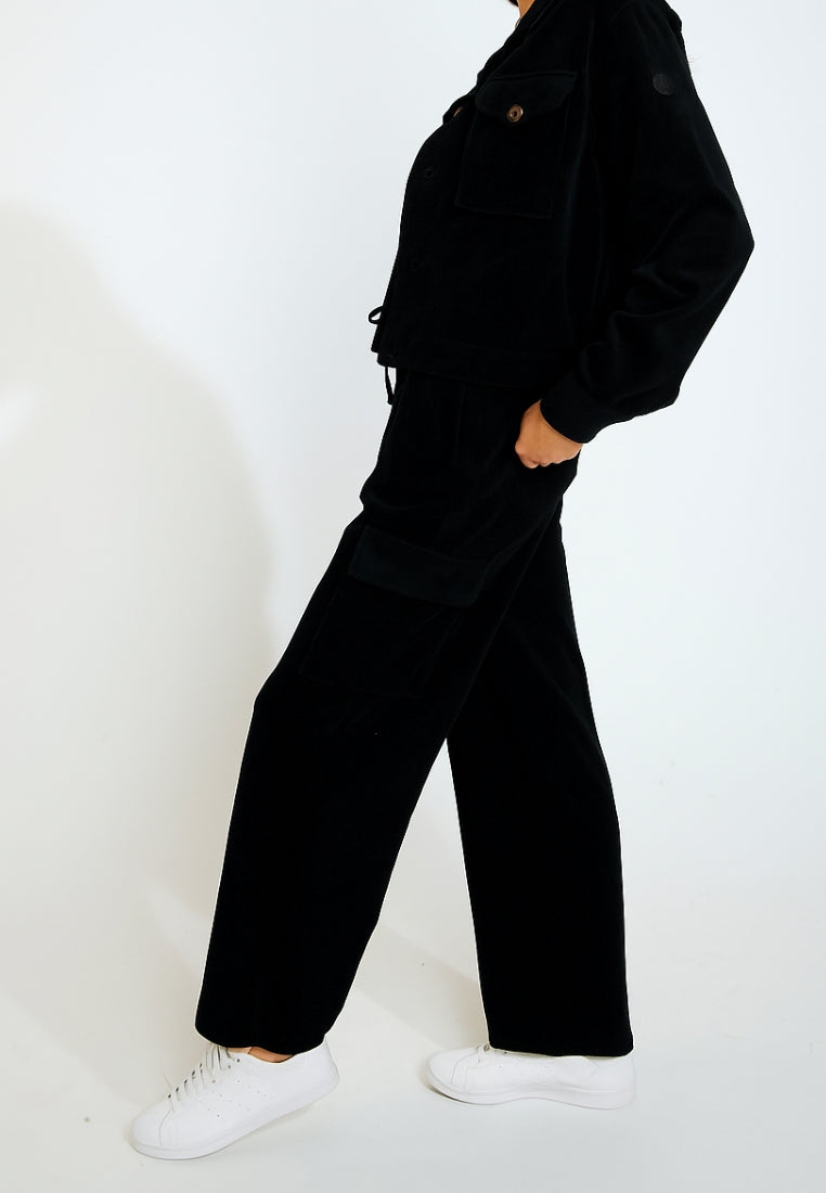 BEYOND-QUANDARY Cord-Jogginghose in Noir Hosen Banana Moon
