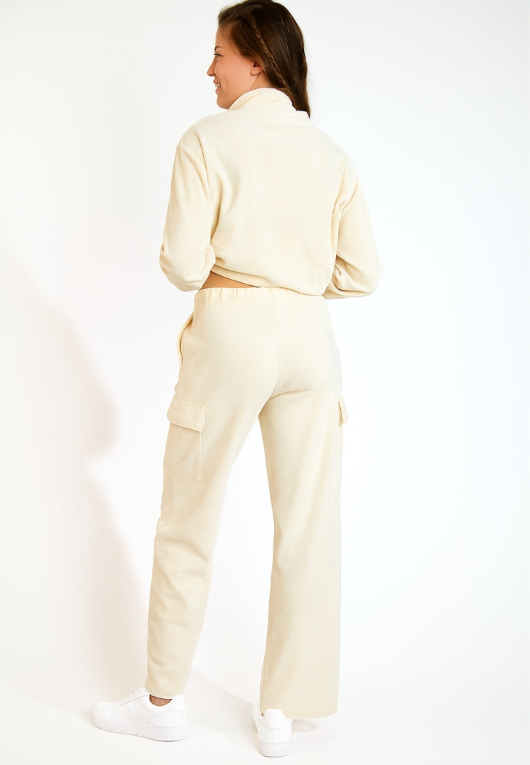 BEYOND-QUANDARY Cord-Jogginghose in Ecru Hosen Banana Moon