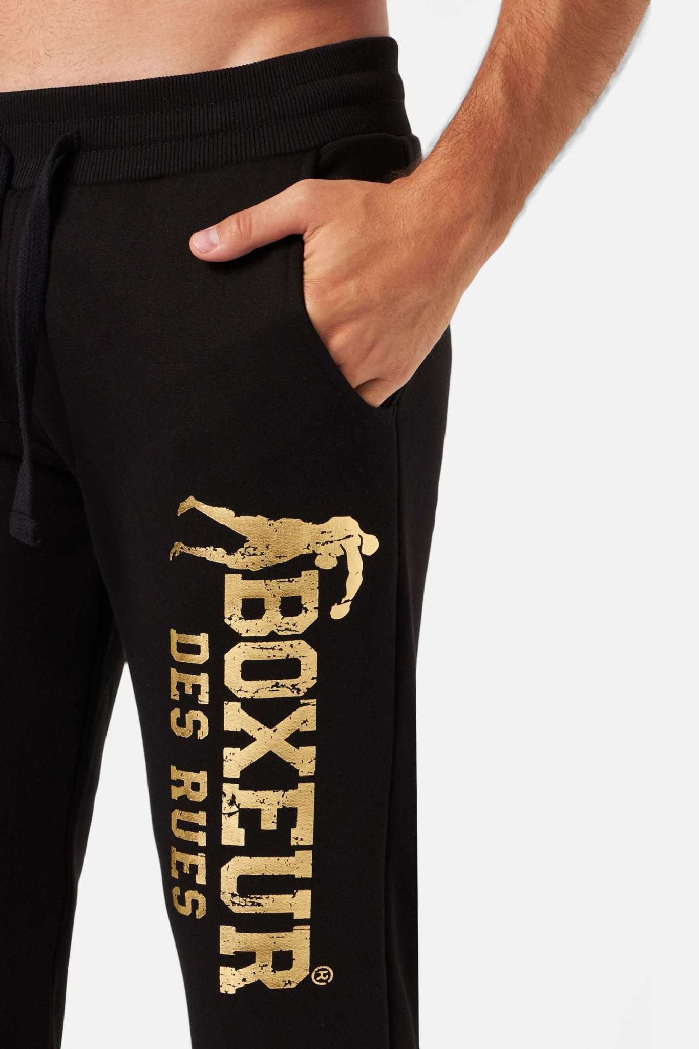 Slim Fit Sweatpant With Logo in Black-Gold Hosen Boxeur des Rues   