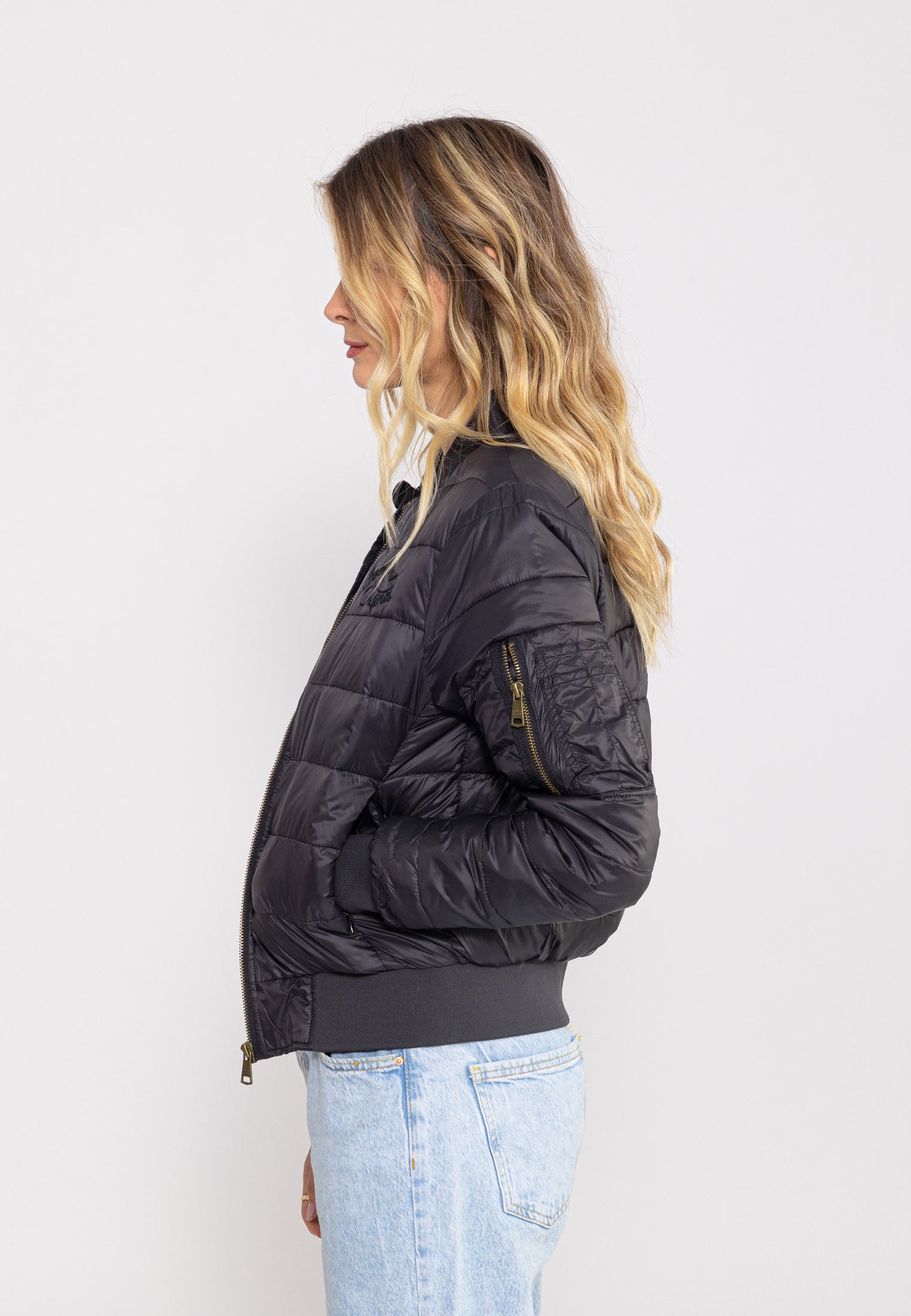 Dallas W Daunenjacke in Black Jacken Bombers Original