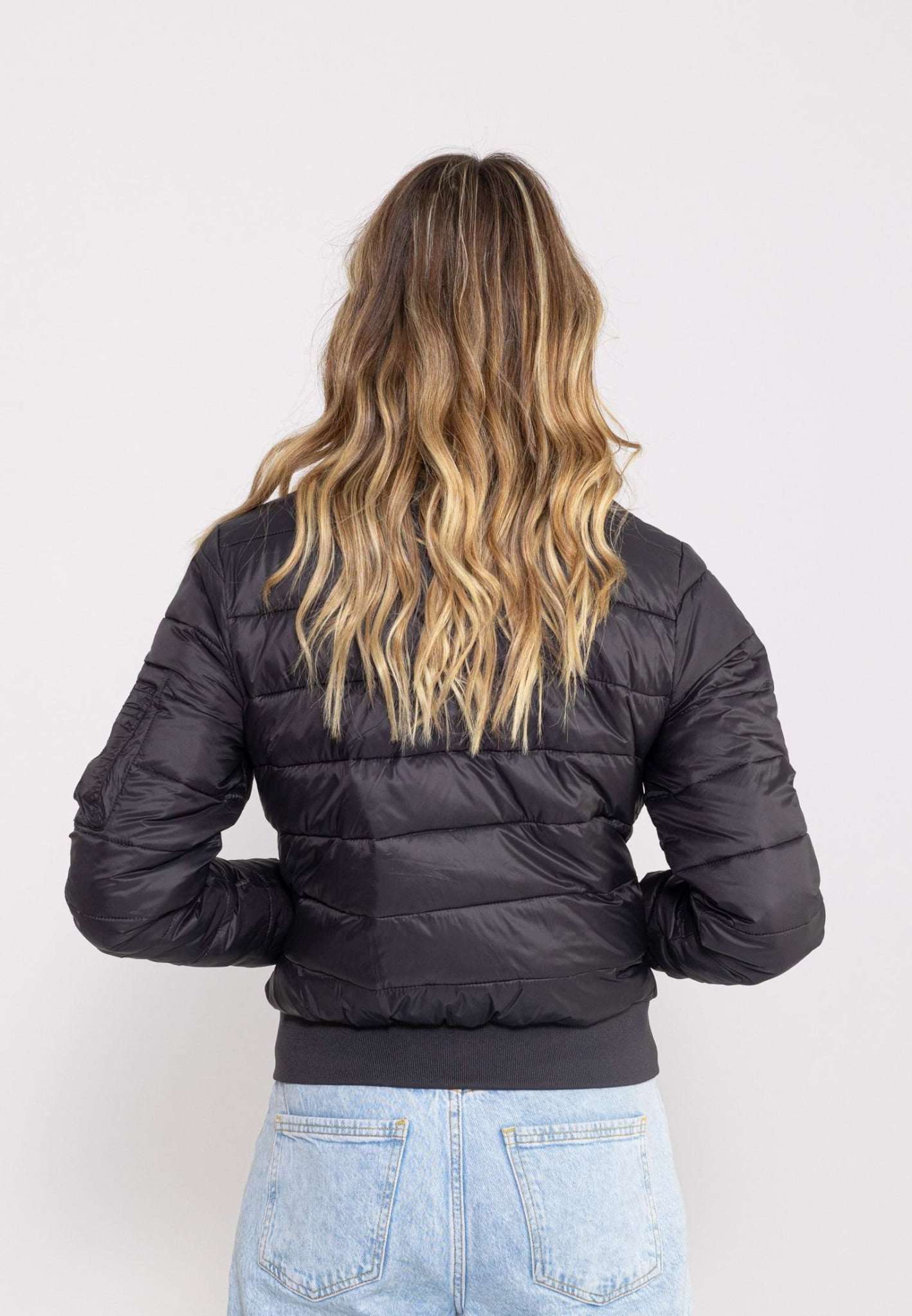 Dallas W Daunenjacke in Black Jacken Bombers Original