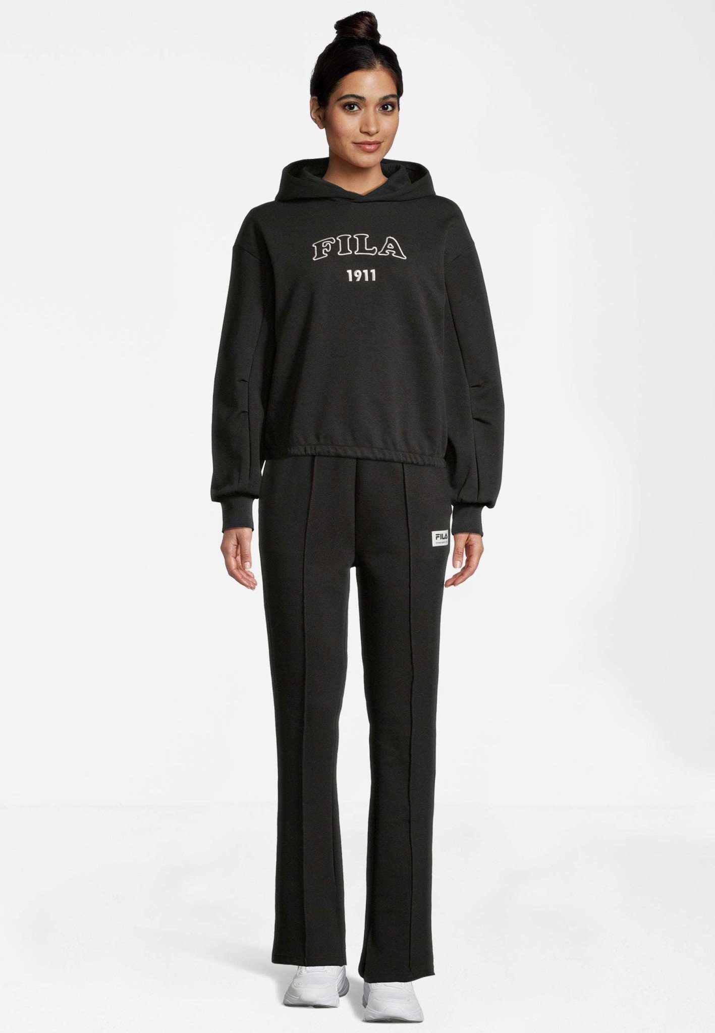 Toyonaka in Black Kapuzenpullover Fila