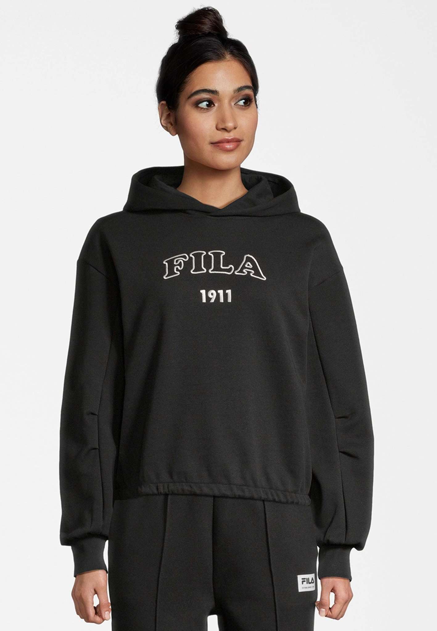 Toyonaka in Black Kapuzenpullover Fila