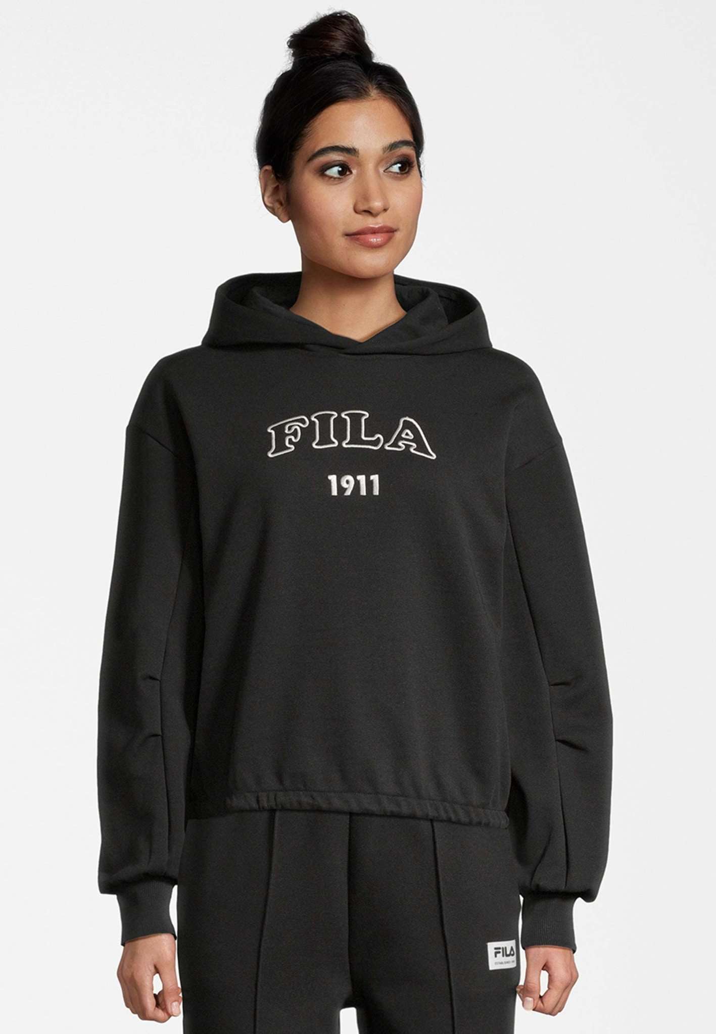 Toyonaka in Black Kapuzenpullover Fila   