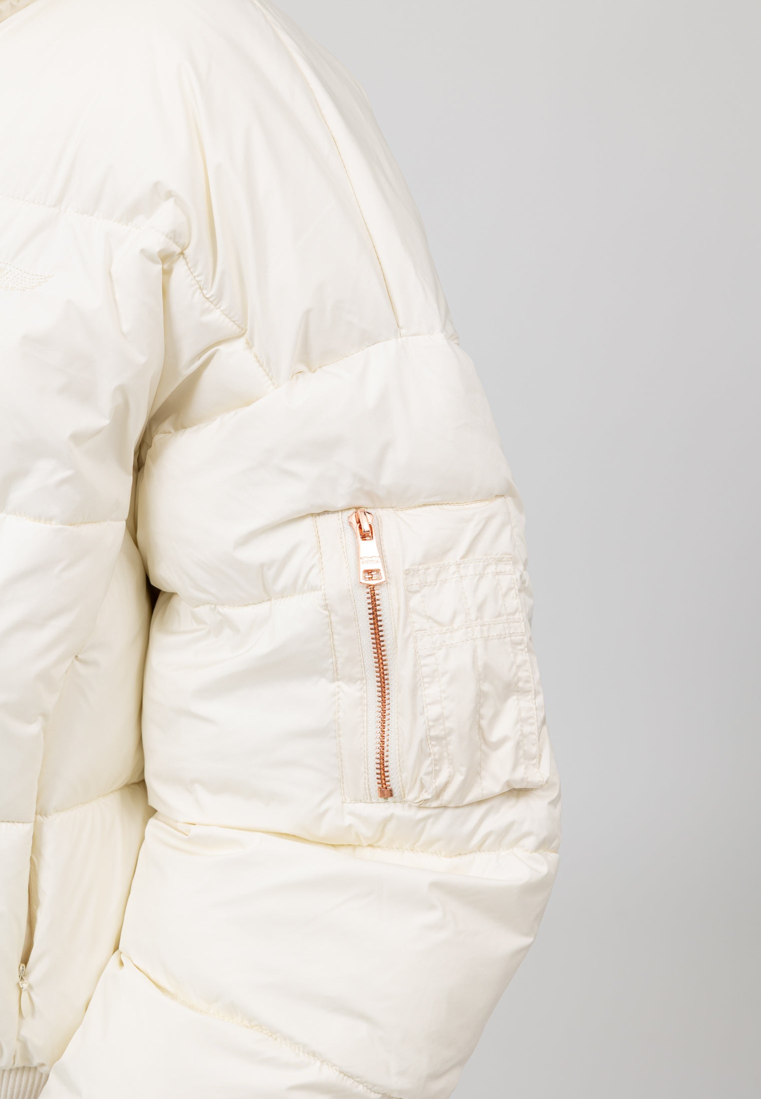 Hill-W in White Jacken Bombers Original