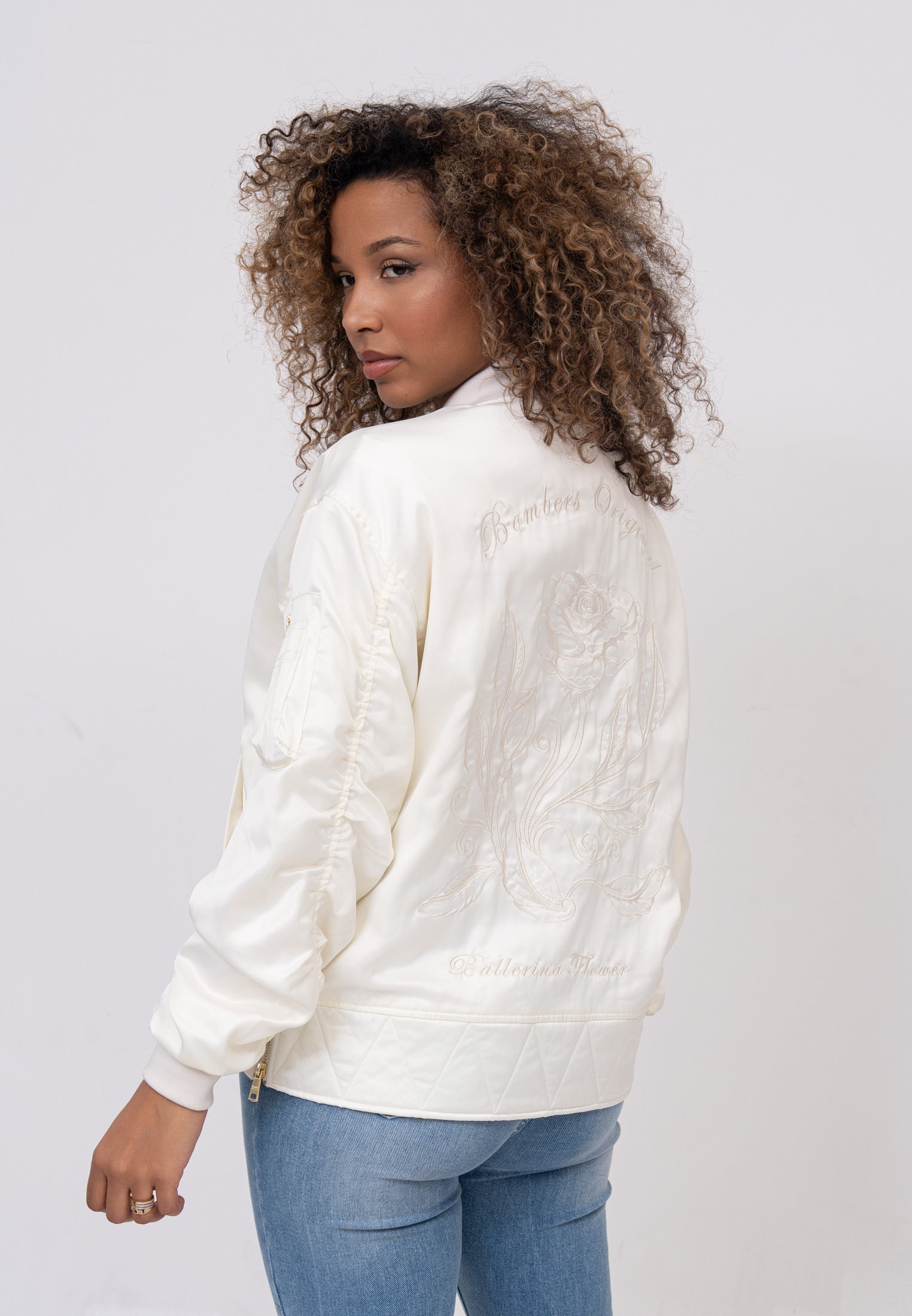 Kansas W Bomberjacke in Cream Jacken Bombers Original