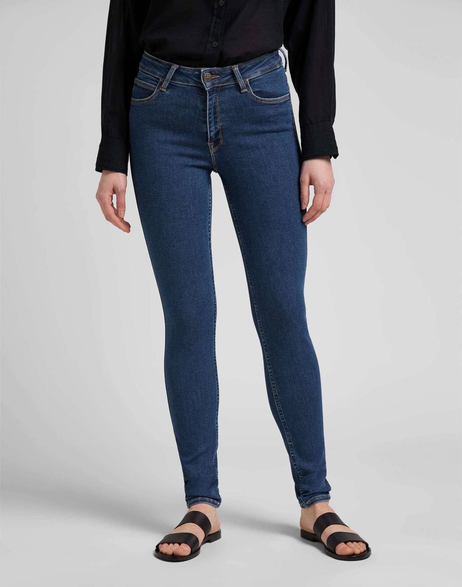 Foreverfit in Clean Riley Jeans Lee