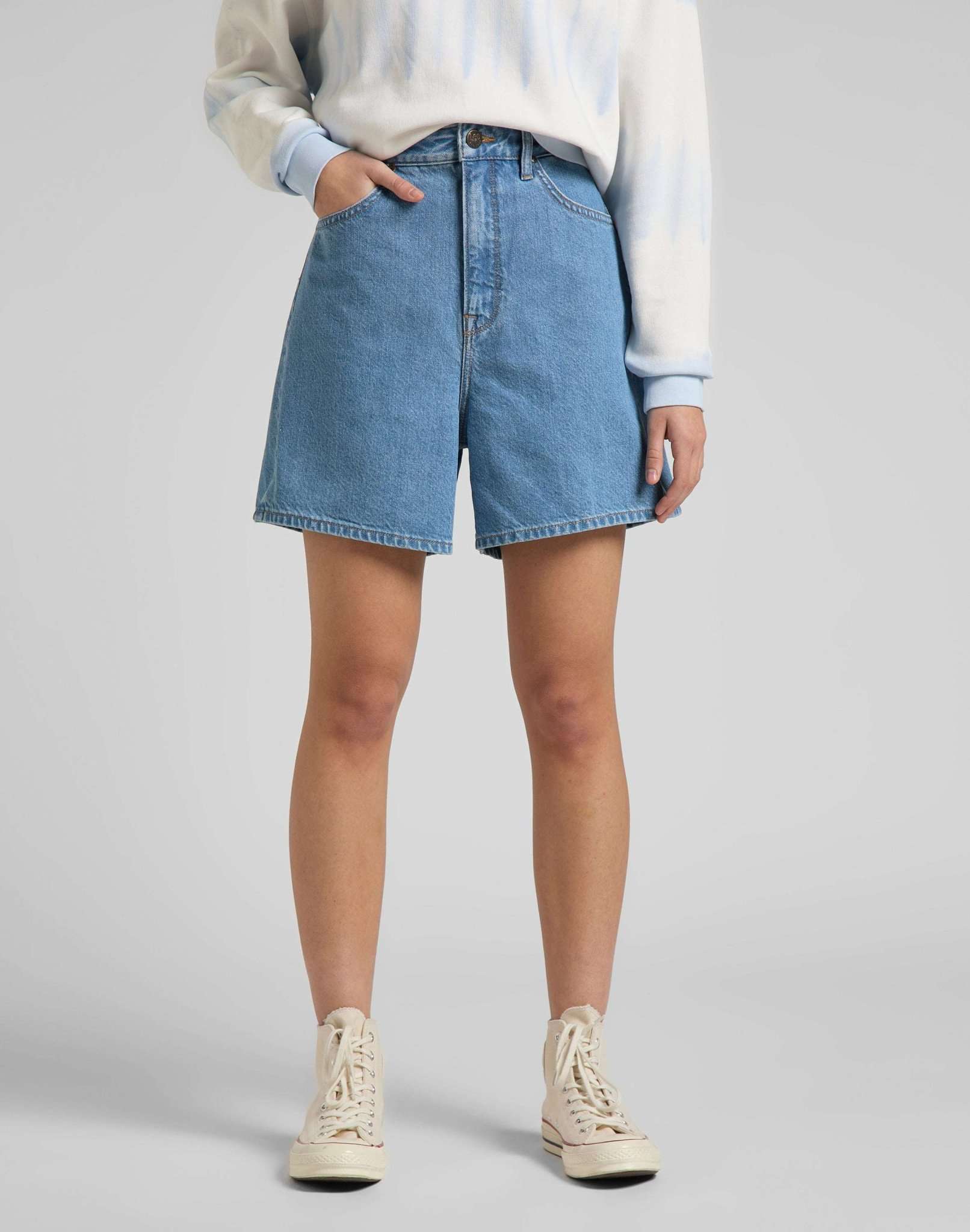 Stella Short in Light Vada Jeansshorts Lee