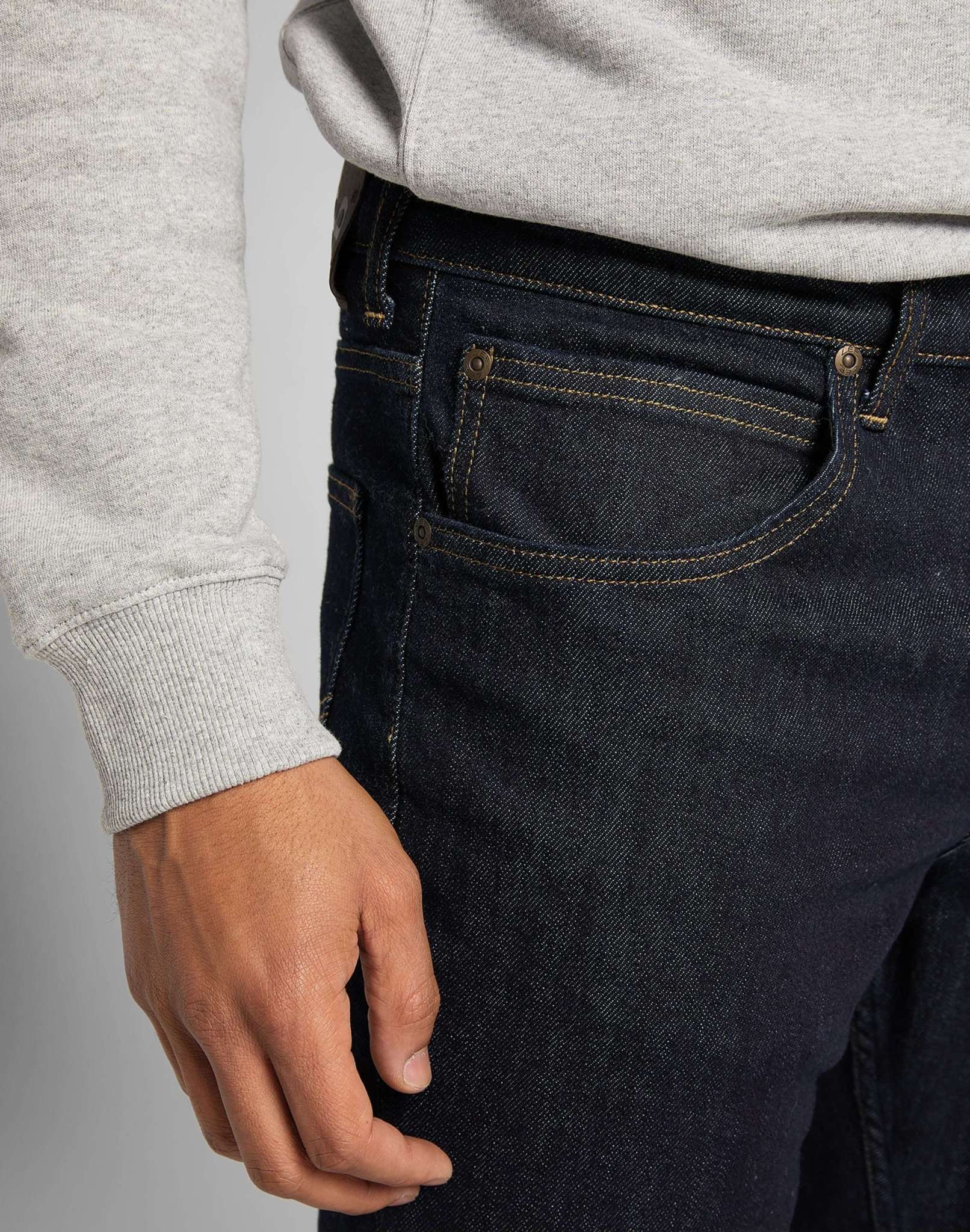 Brooklyn Straight in Rinse Jeans Lee
