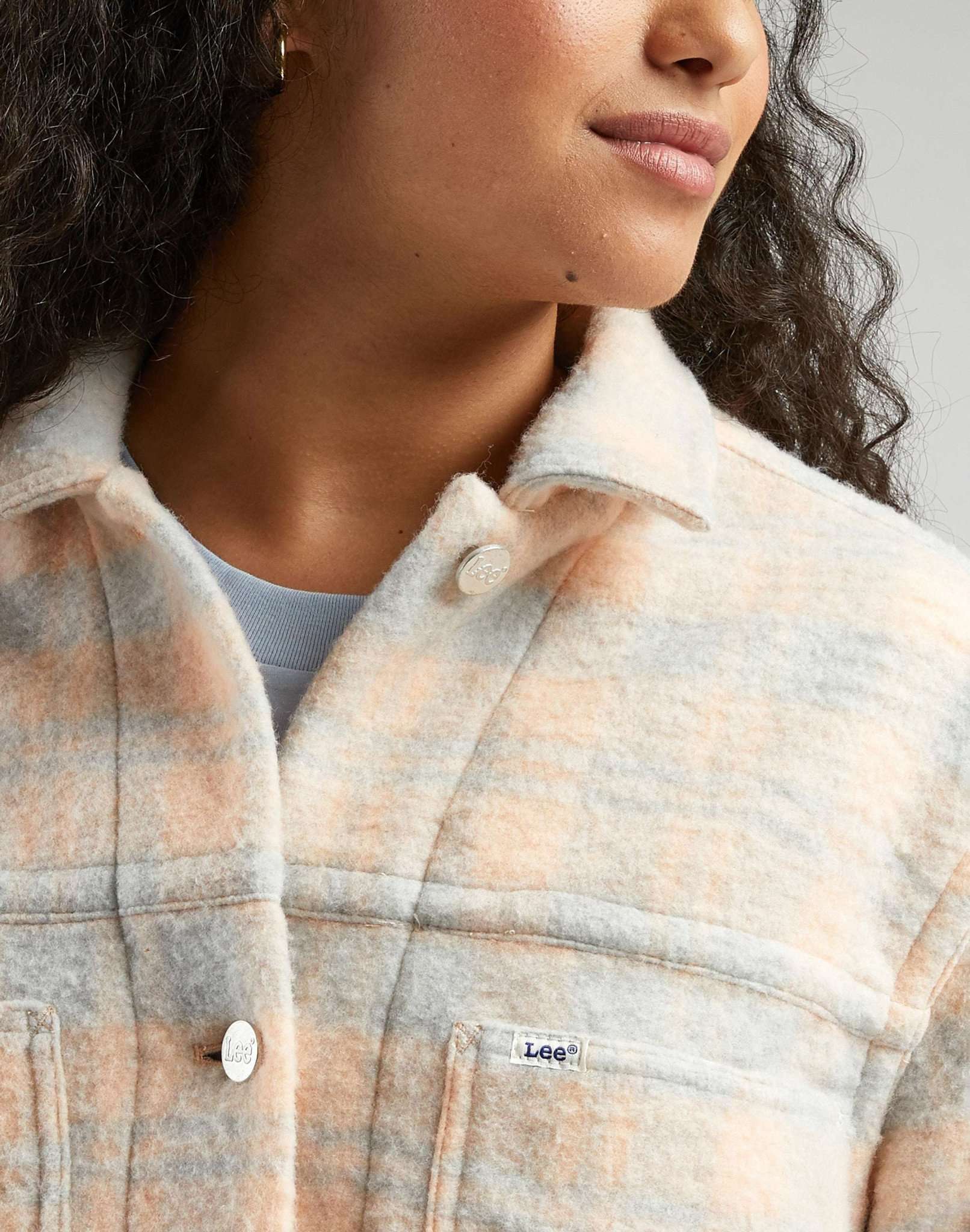 Elongated Chore Coat in Peach Buzz Jacken Lee