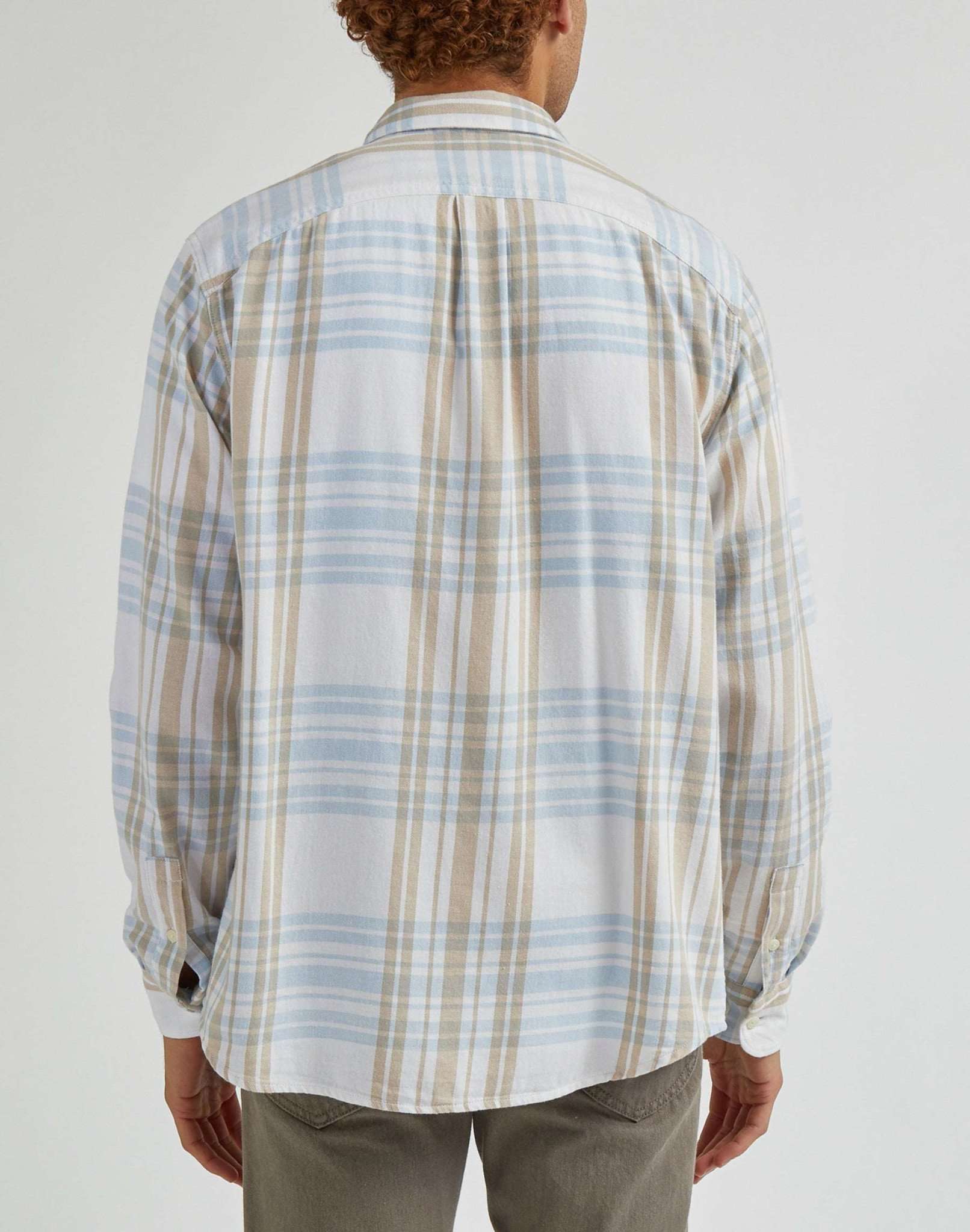 Riveted Shirt in Blue Sky Hemden Lee