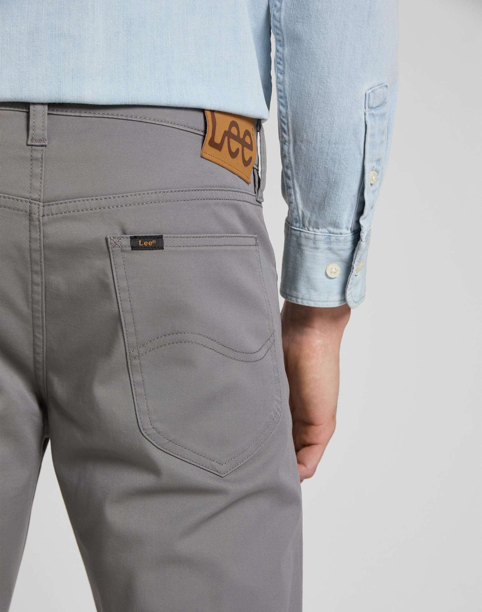 Daren Zip Fly in Steel Grey Hosen Lee   