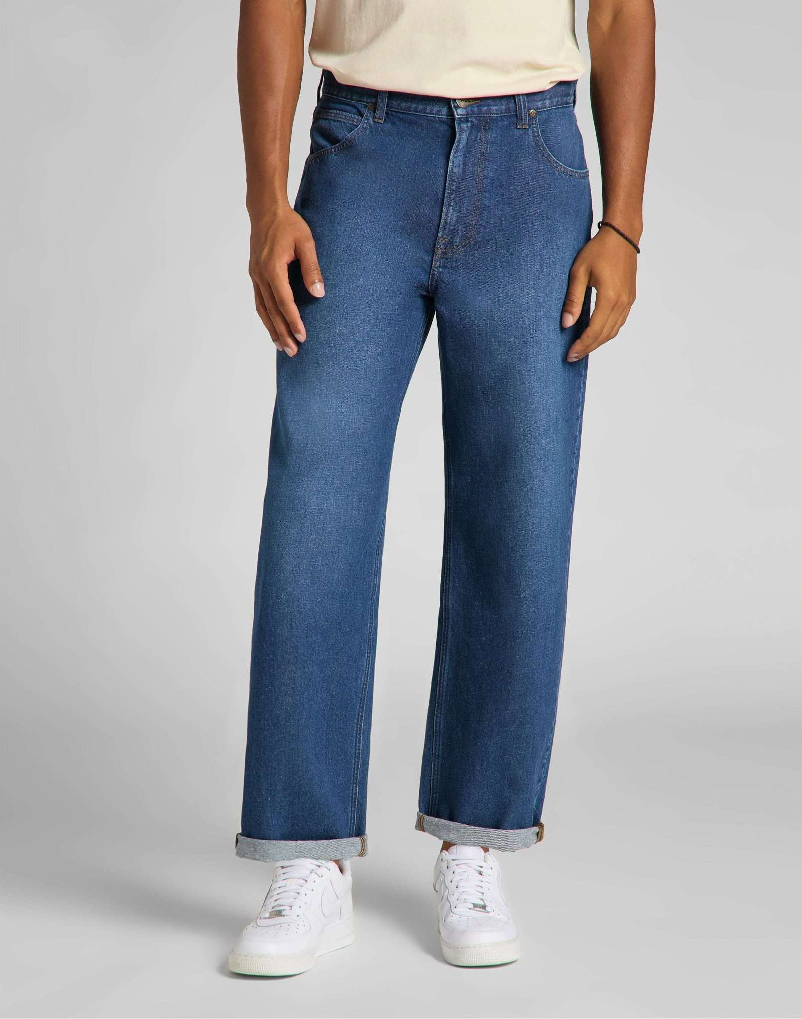 Asher in Mid Worn Bolton Jeans Lee