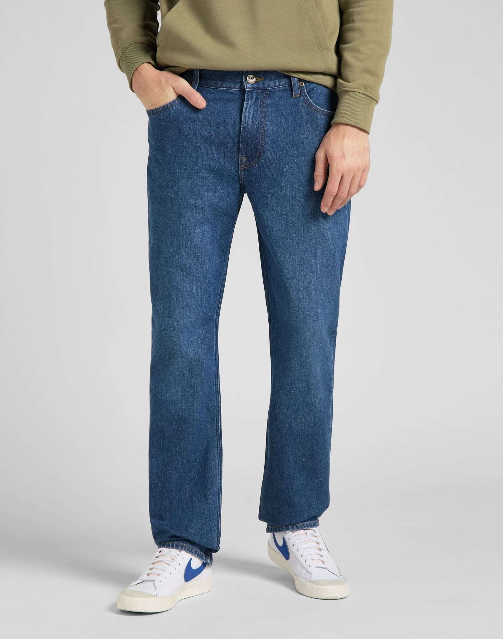 West in Mid Worn Bolton Jeans Lee
