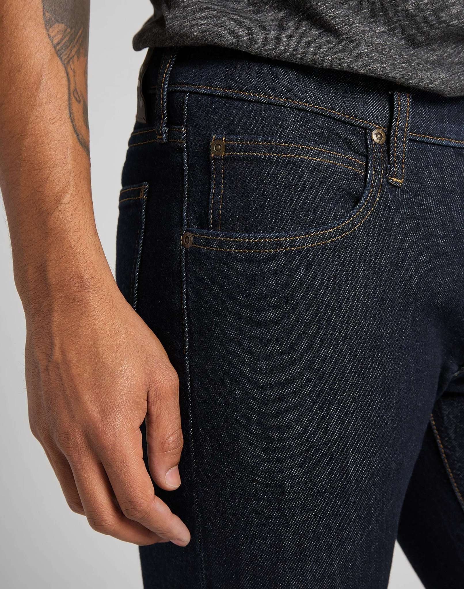 Luke Low Stretch in Rinse Jeans Lee