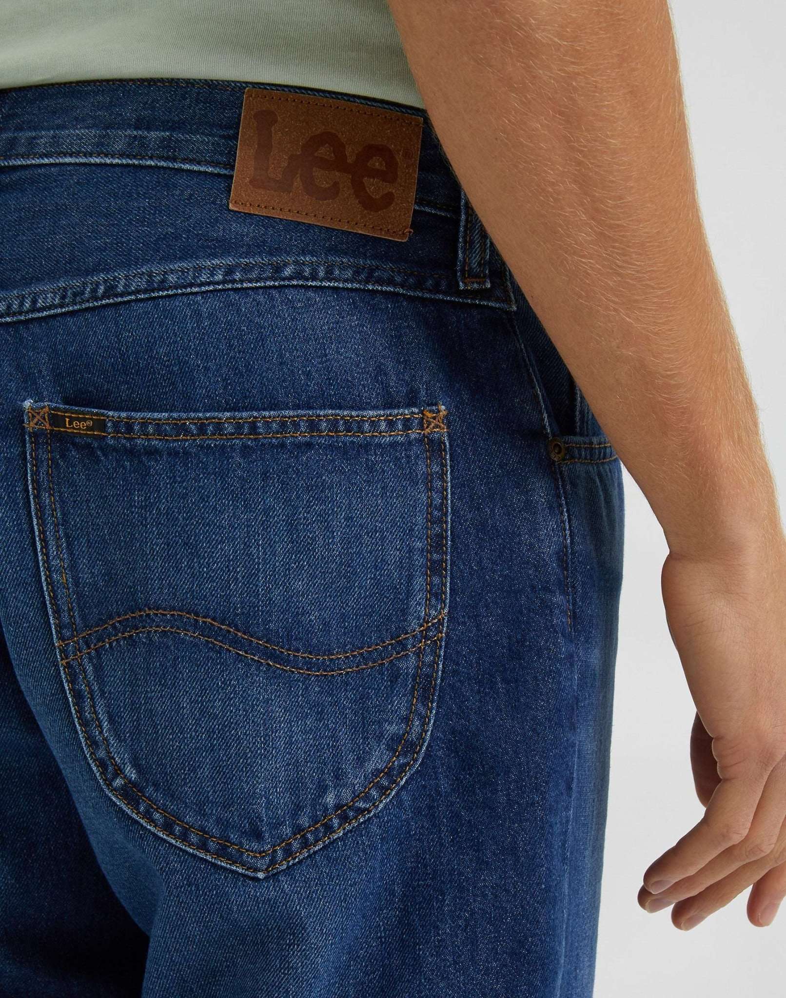 5 Pocket Short in Vcr Dark Worn Jeansshorts Lee