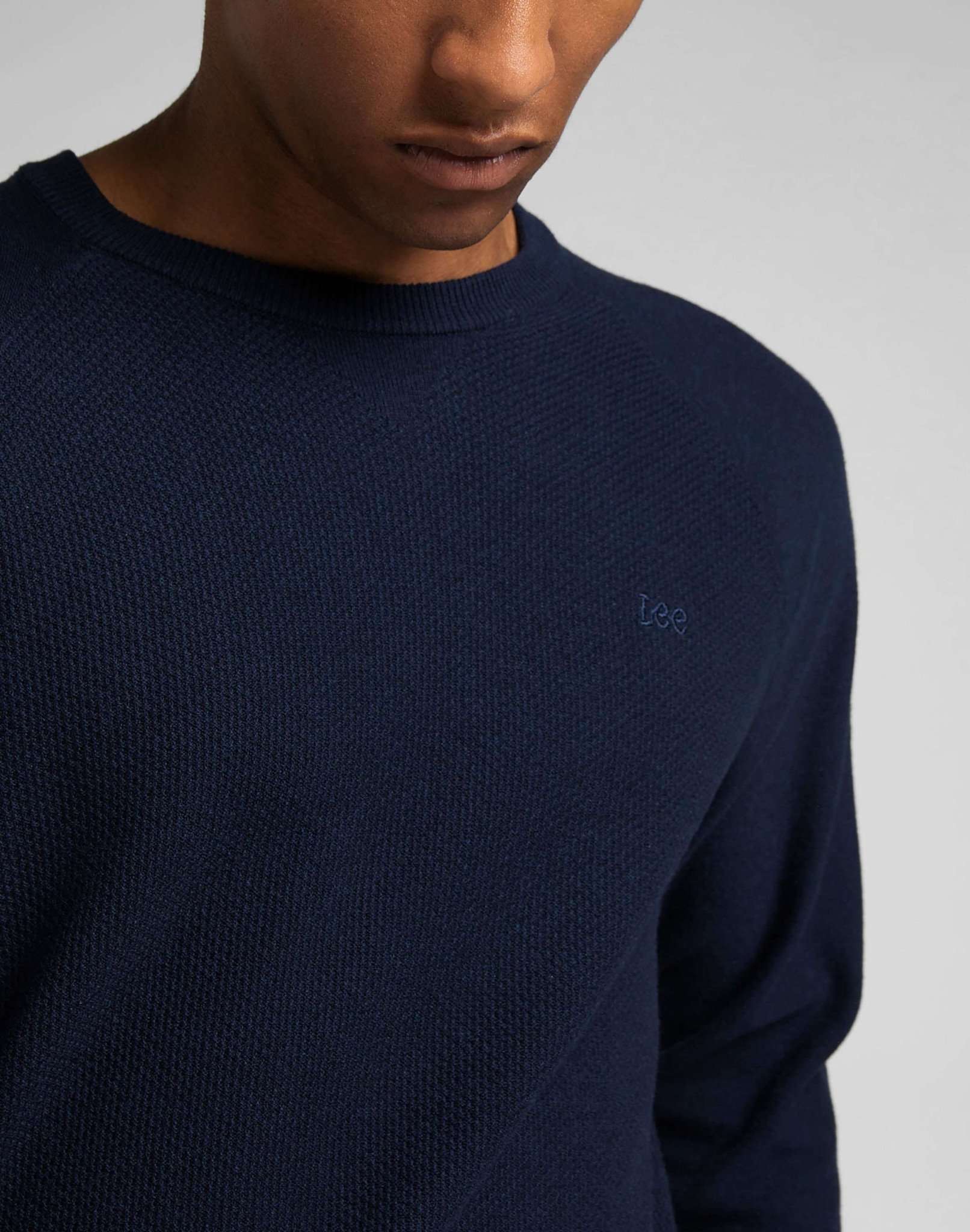Raglan Crew Knit in Sky Captain Pullover Lee