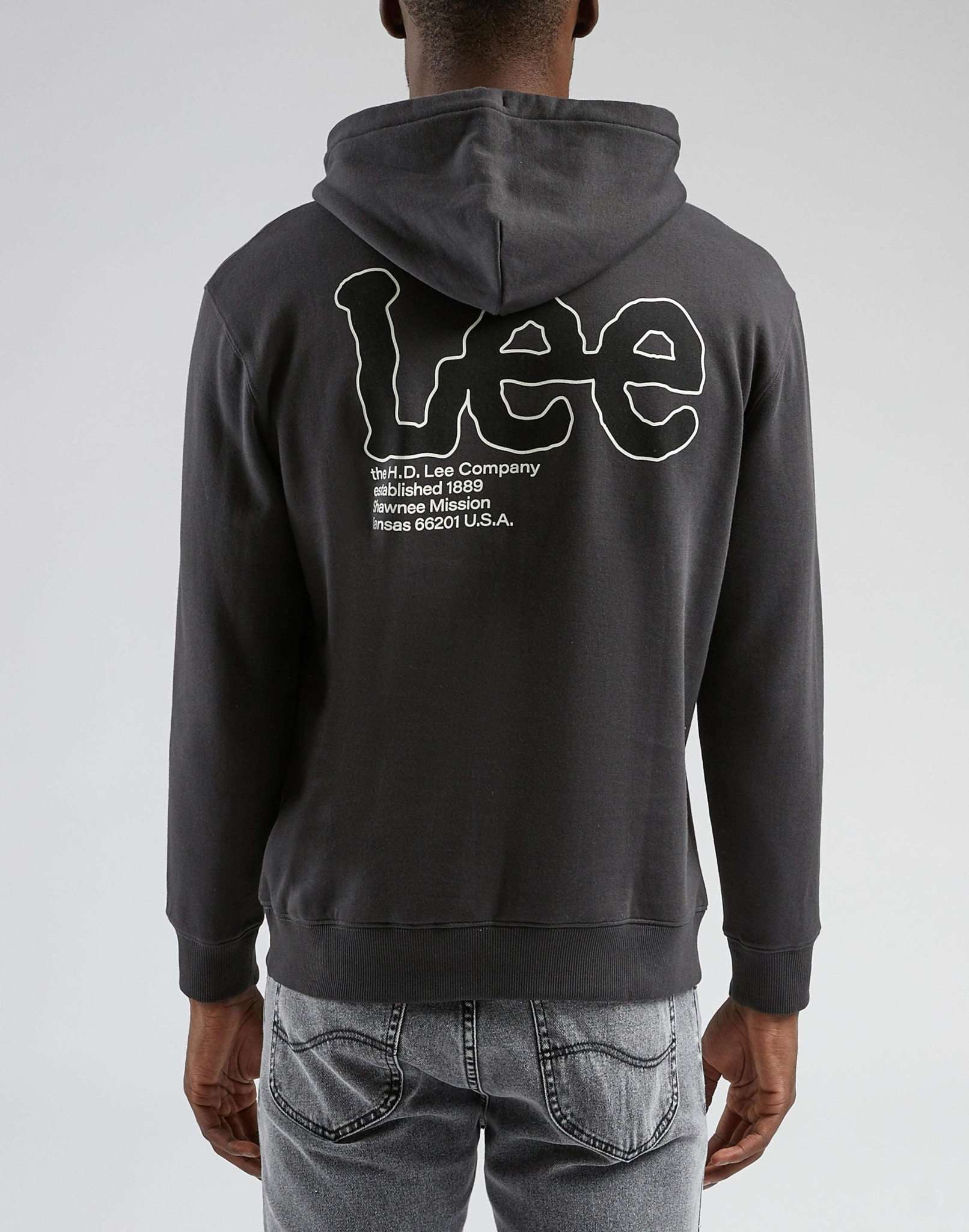 Seasonal Logo Hoodie in Washed Black Kapuzenpullover Lee