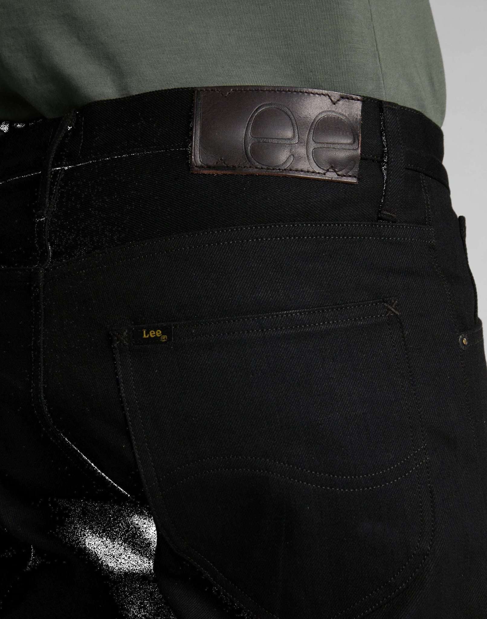 101 Z Jeans in Dry Black Jeans Lee