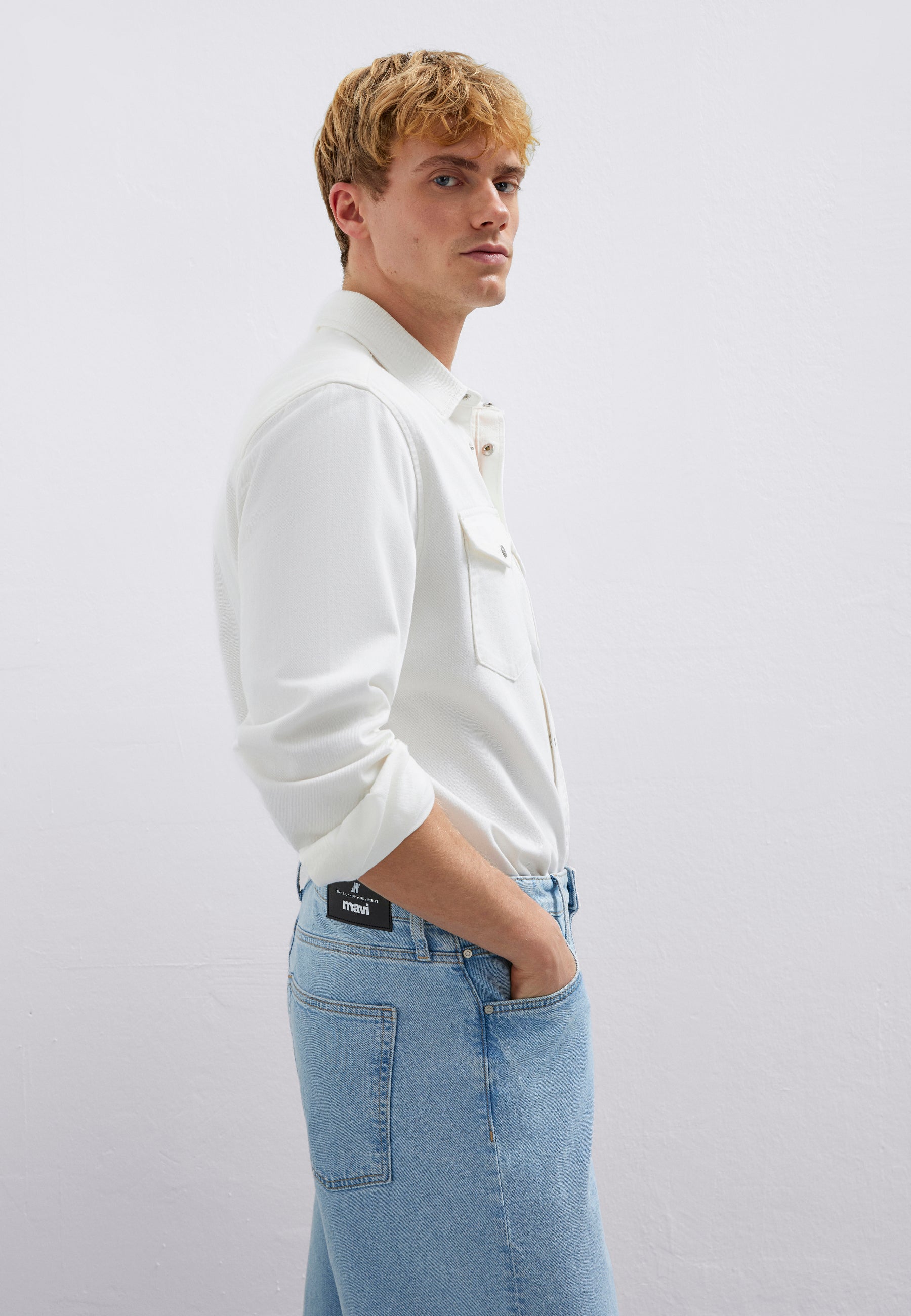 Ted in Off White Denim Hemden Mavi