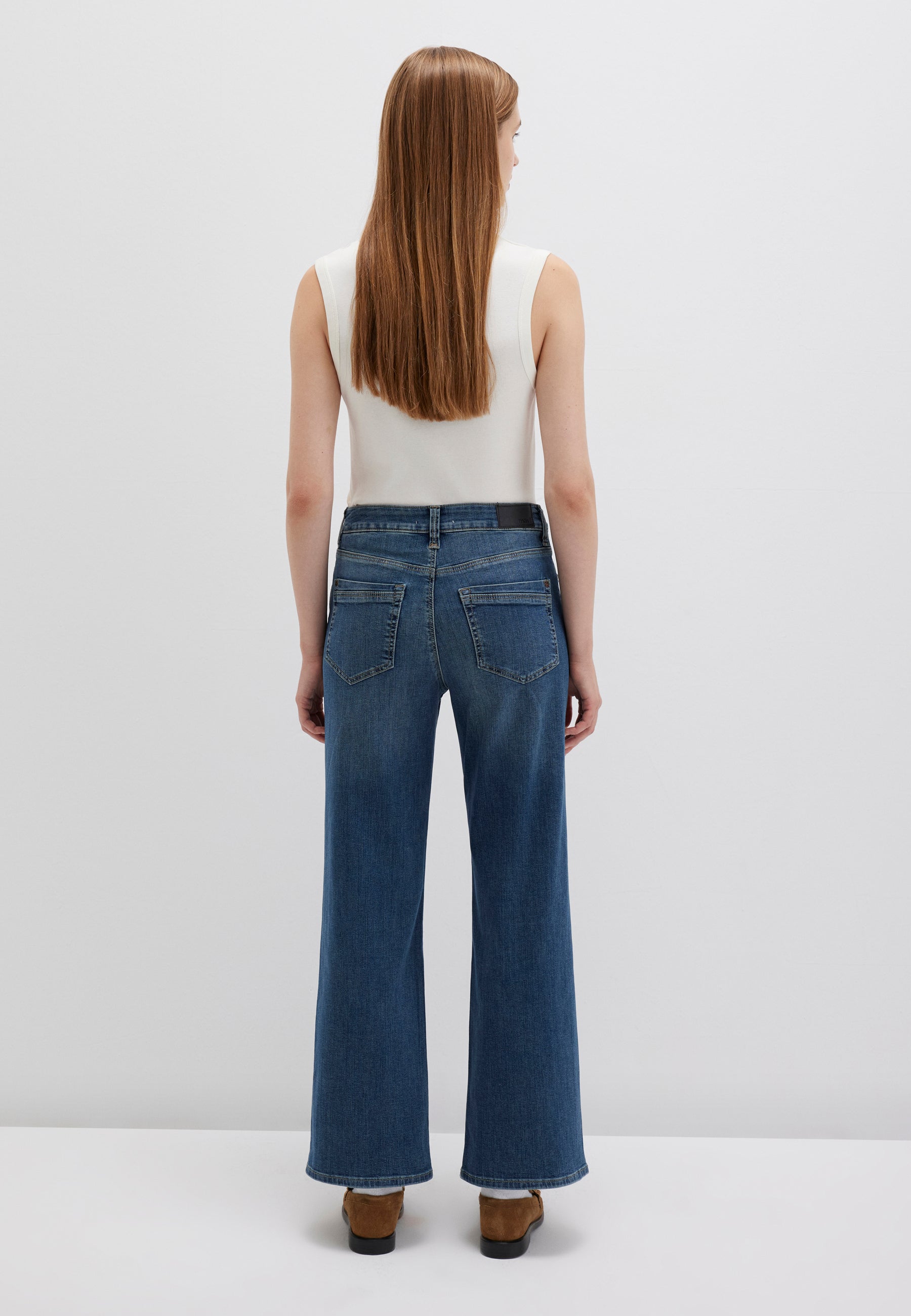 Malibu in Indigo Shaded Str