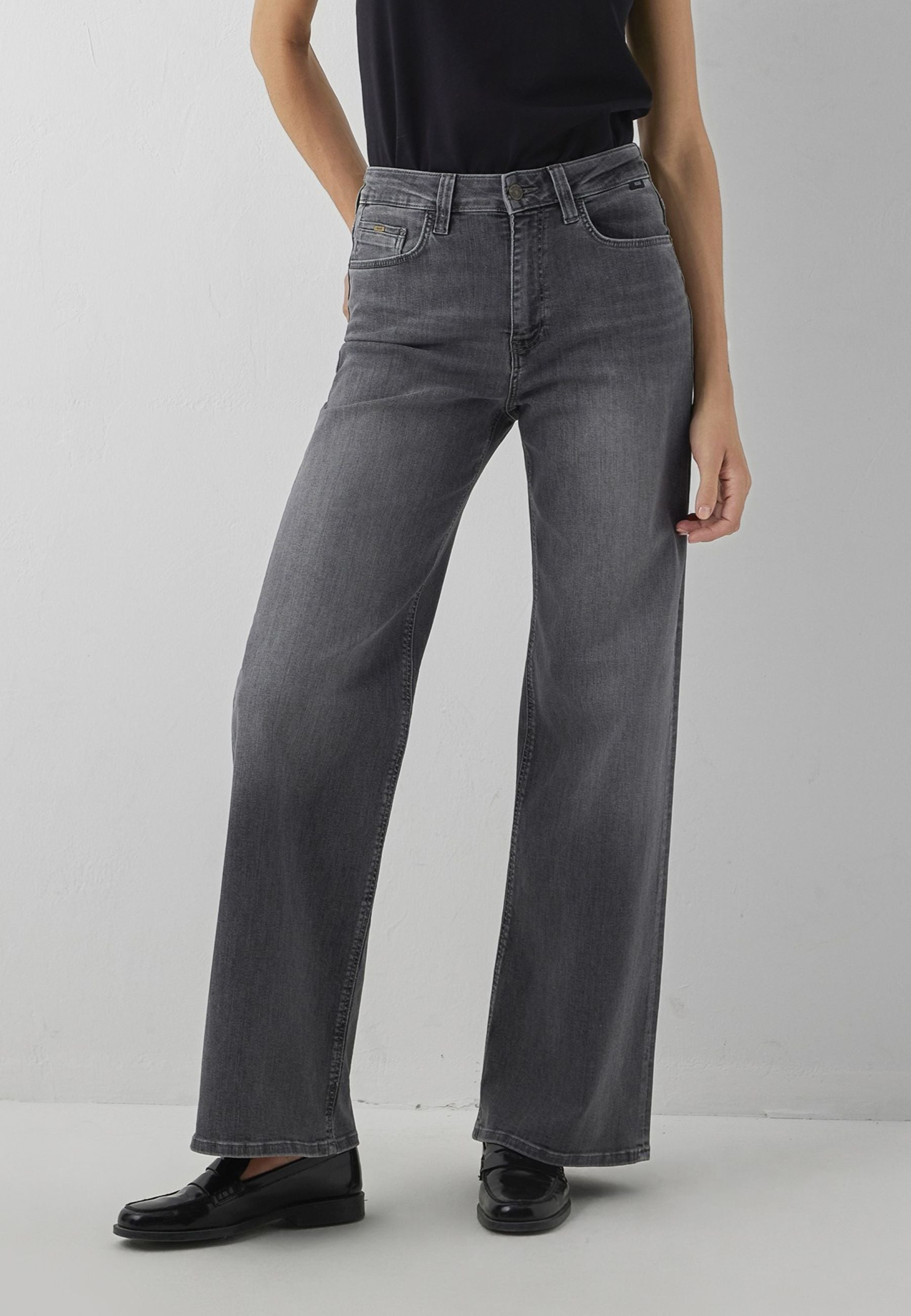 Jeans Malibu in Lt Smoke Brushed
