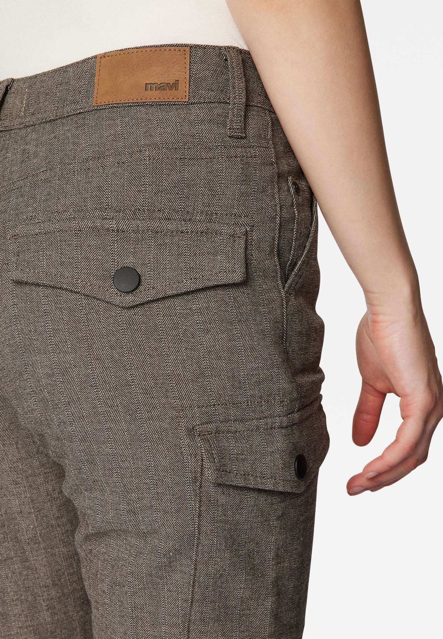 Luzi in Brown Herringbone Smart Sporty Hosen Mavi