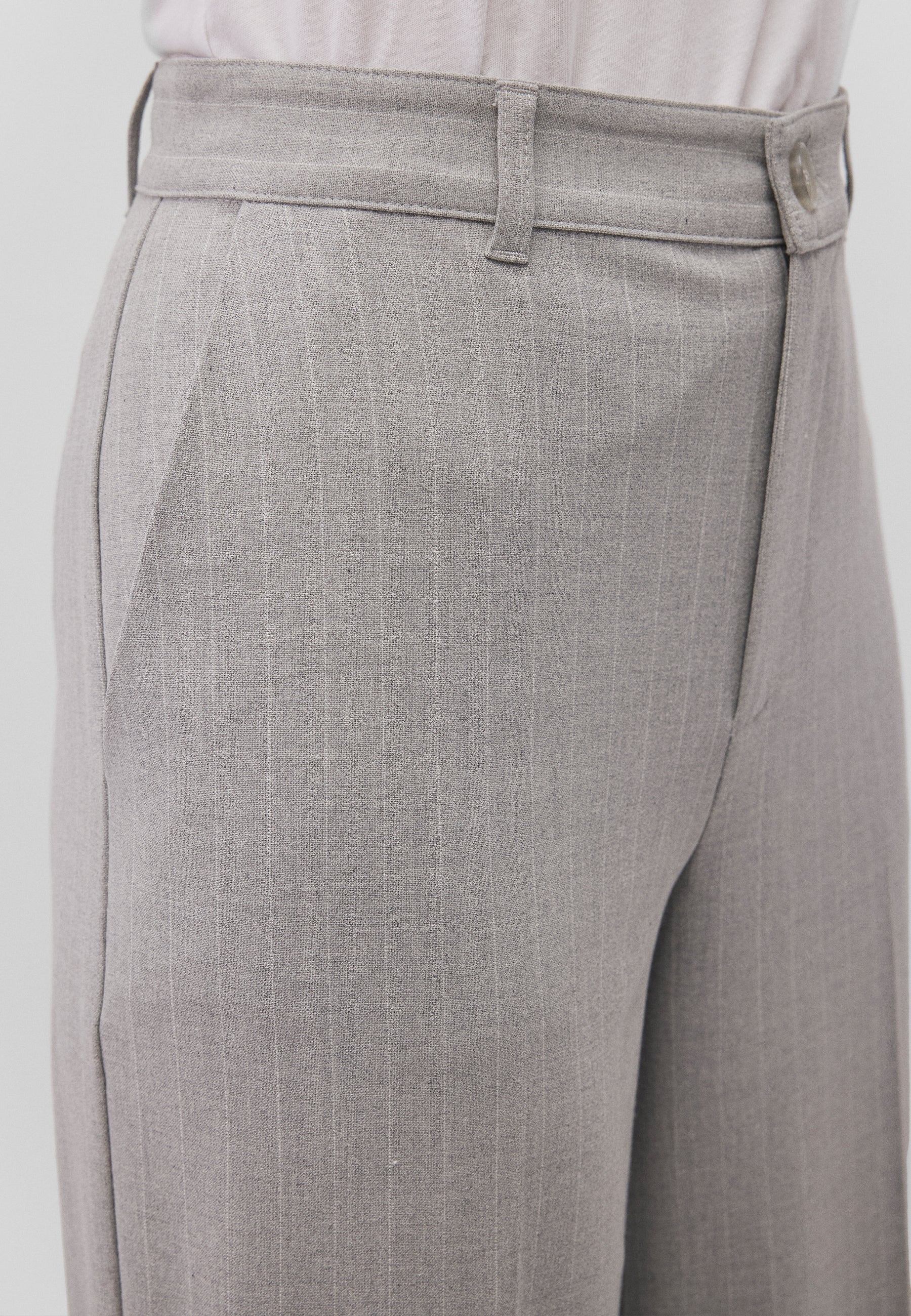 Woven Pants in Grey Stripe Hosen Mavi