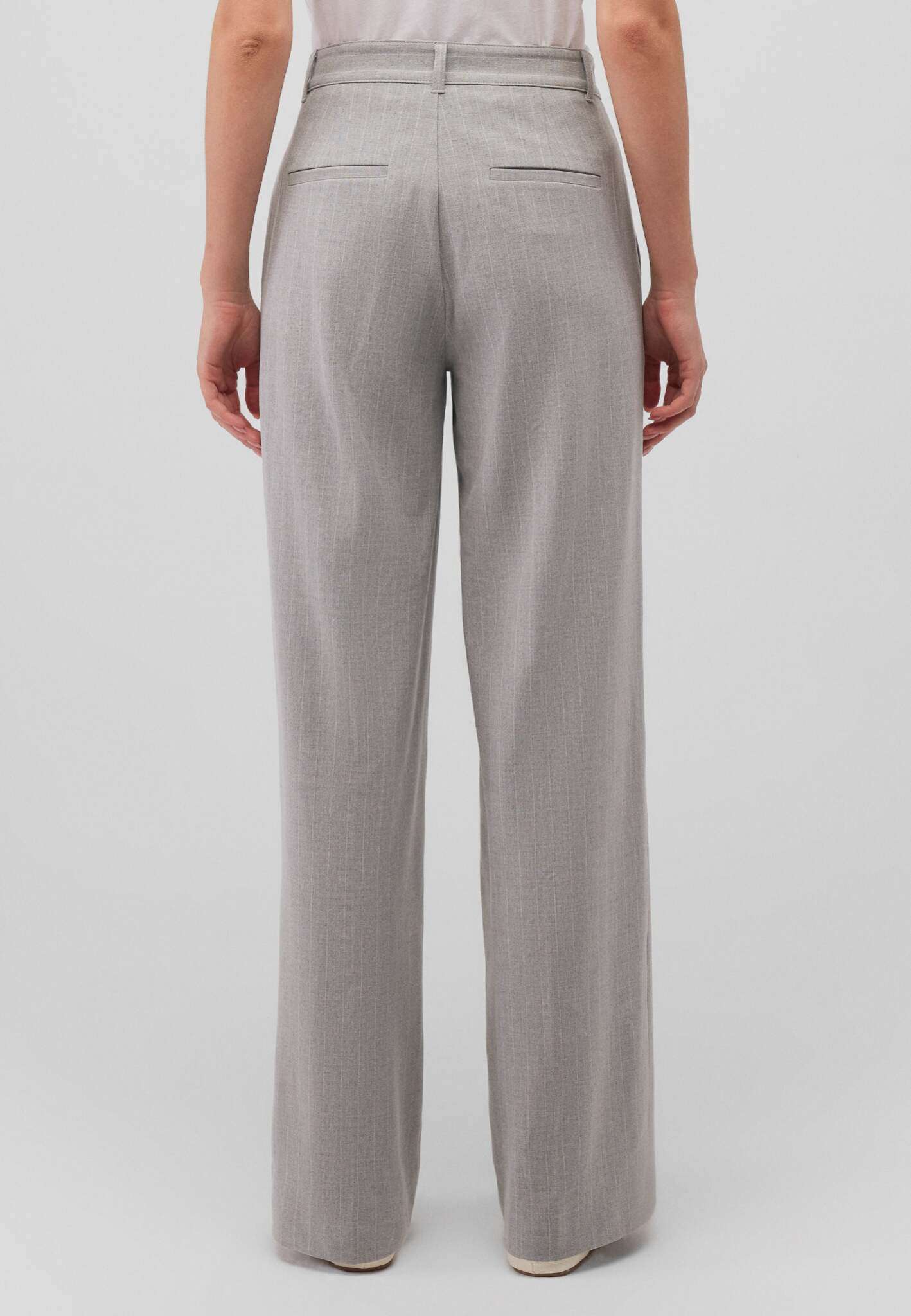 Woven Pants in Grey Stripe Hosen Mavi