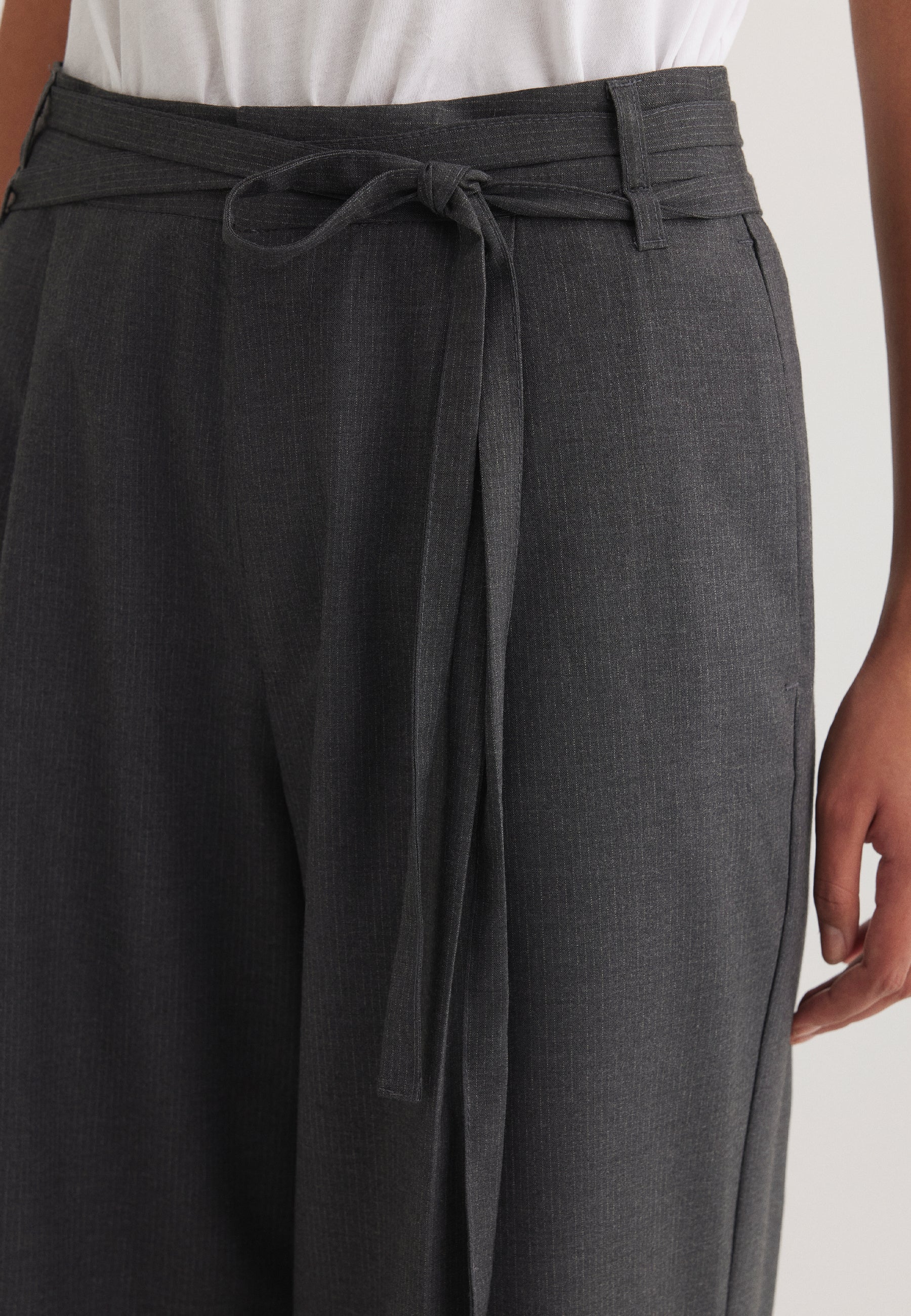 Woven Pants Belt in Antrasit Pin Stripe Hosen Mavi