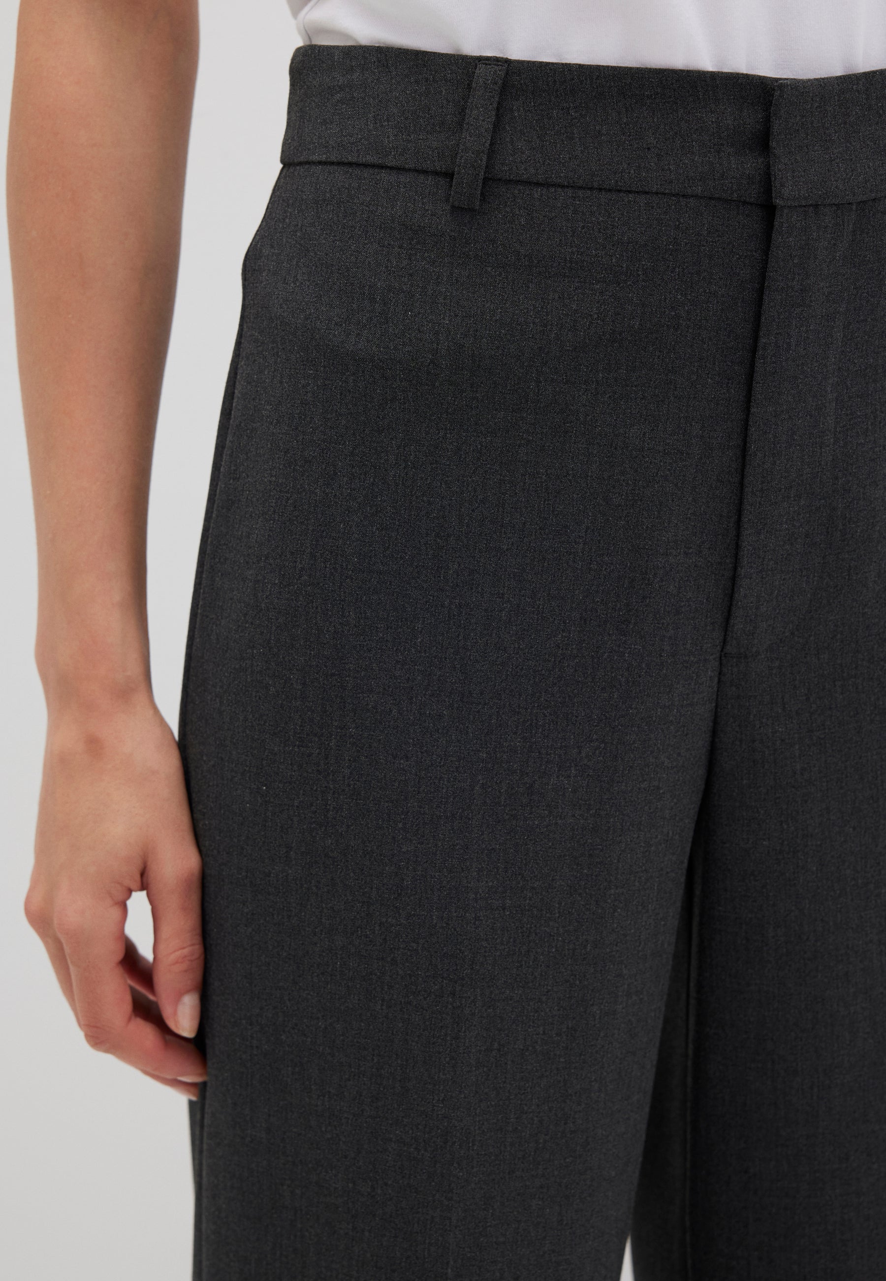 Woven Pant in Anthracite Melange Hosen Mavi