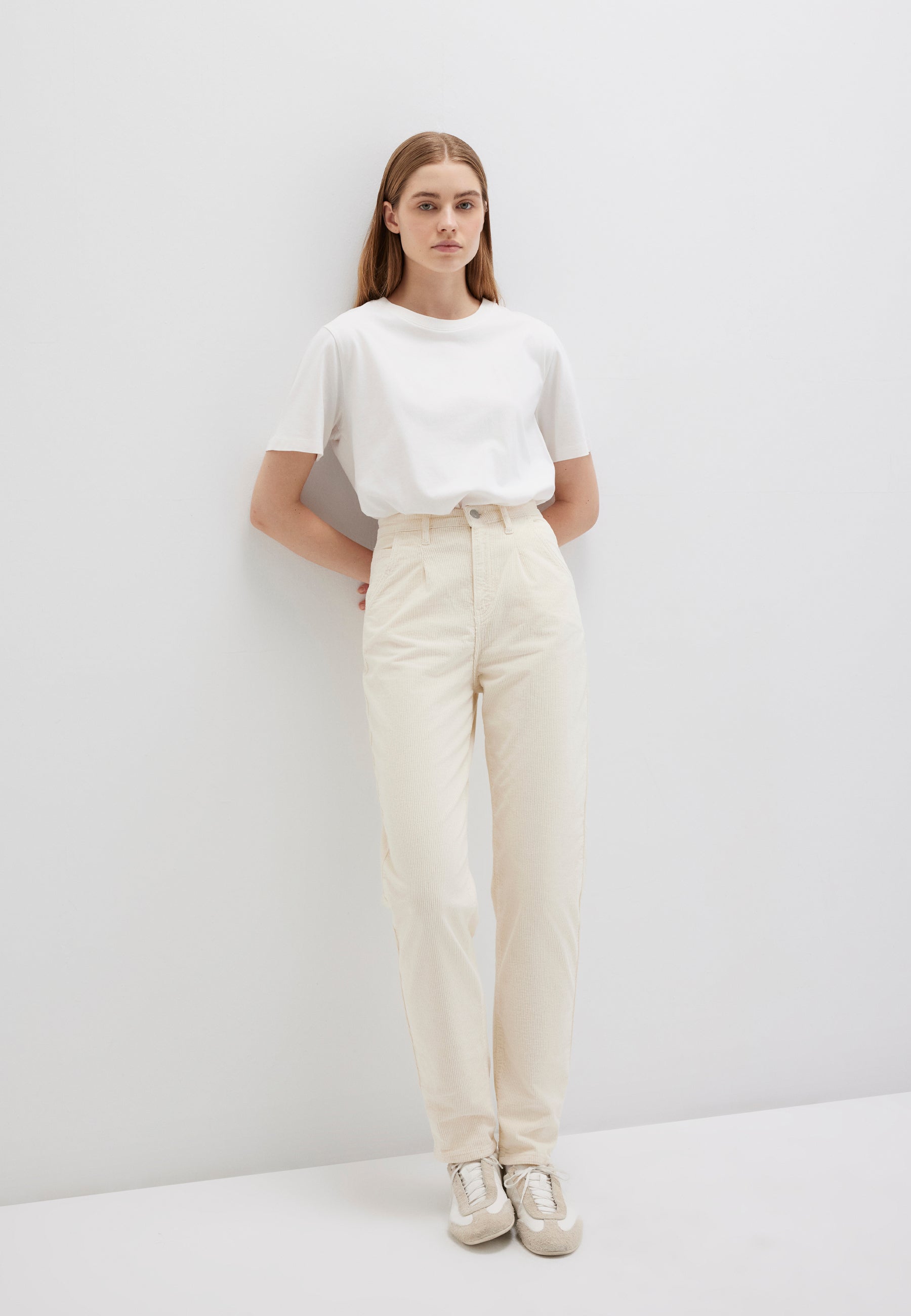 Laura in Angora Cord Hosen Mavi