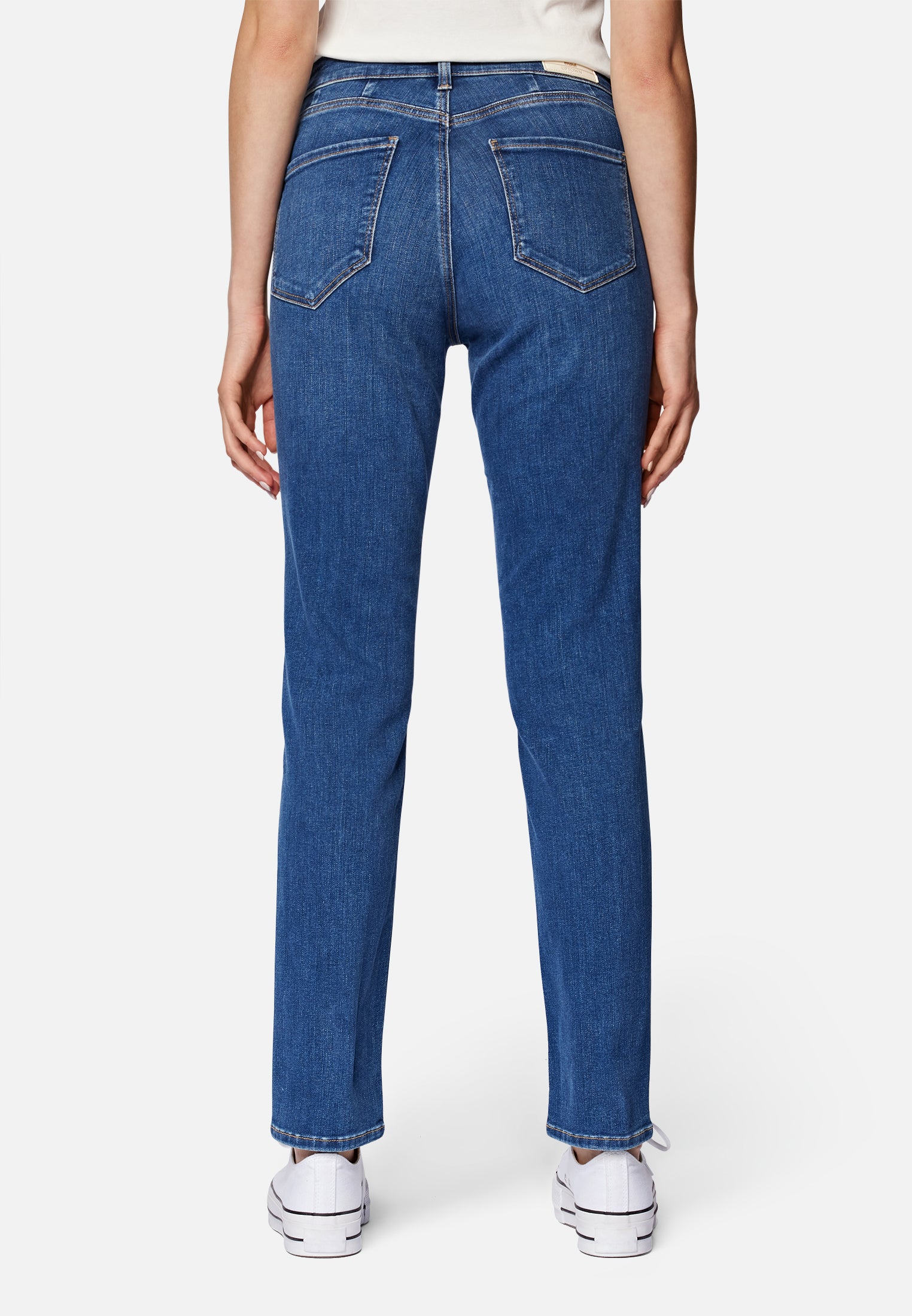 Sophie in Mid Shaded Blue Str Jeans Mavi