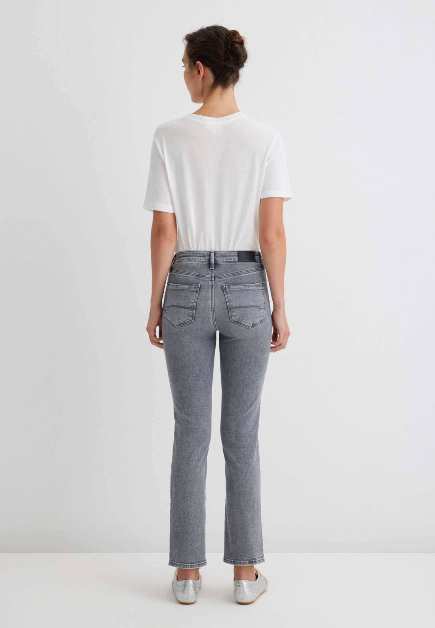 Kendra in Grey Brushed Glam Jeans Mavi