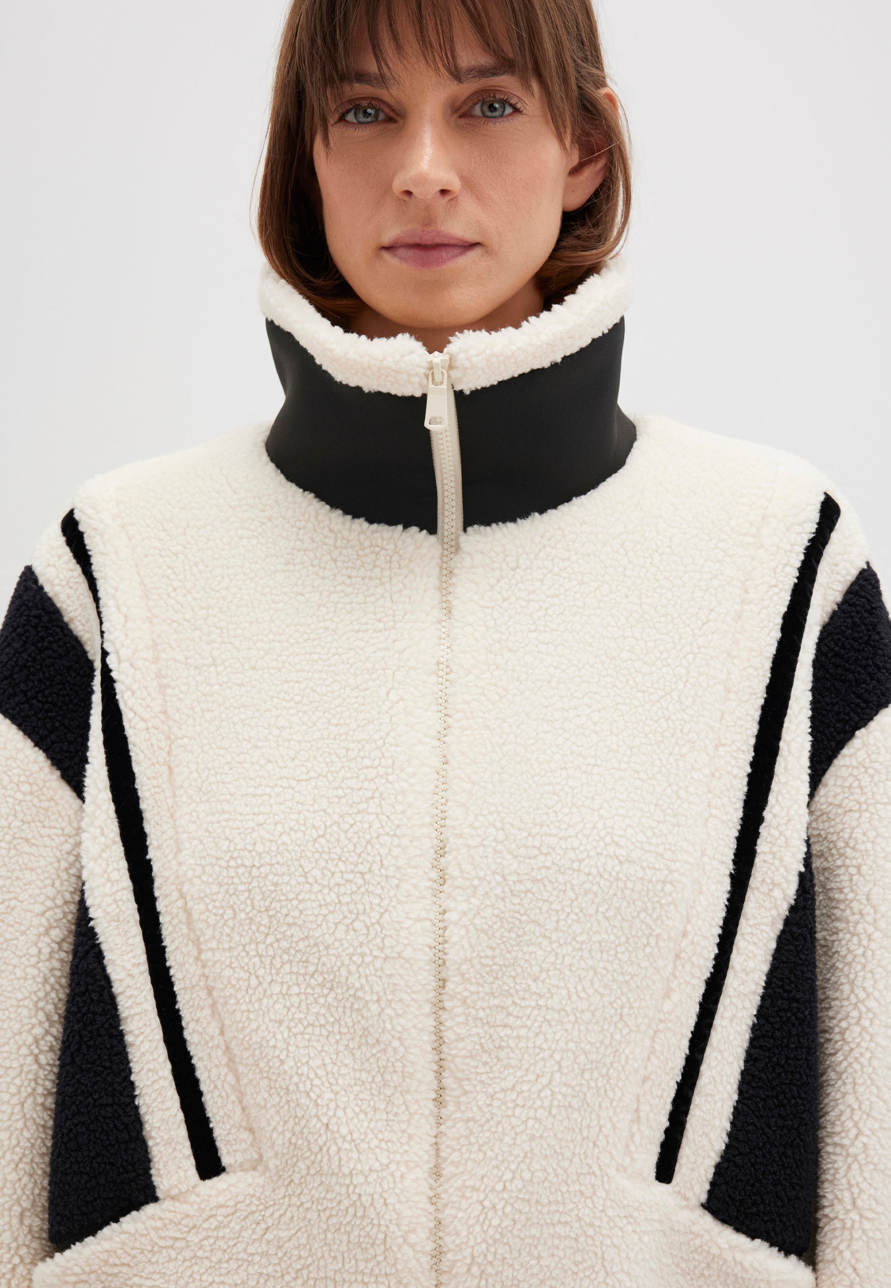 Polar Jacket in Ecru Jacken Mavi