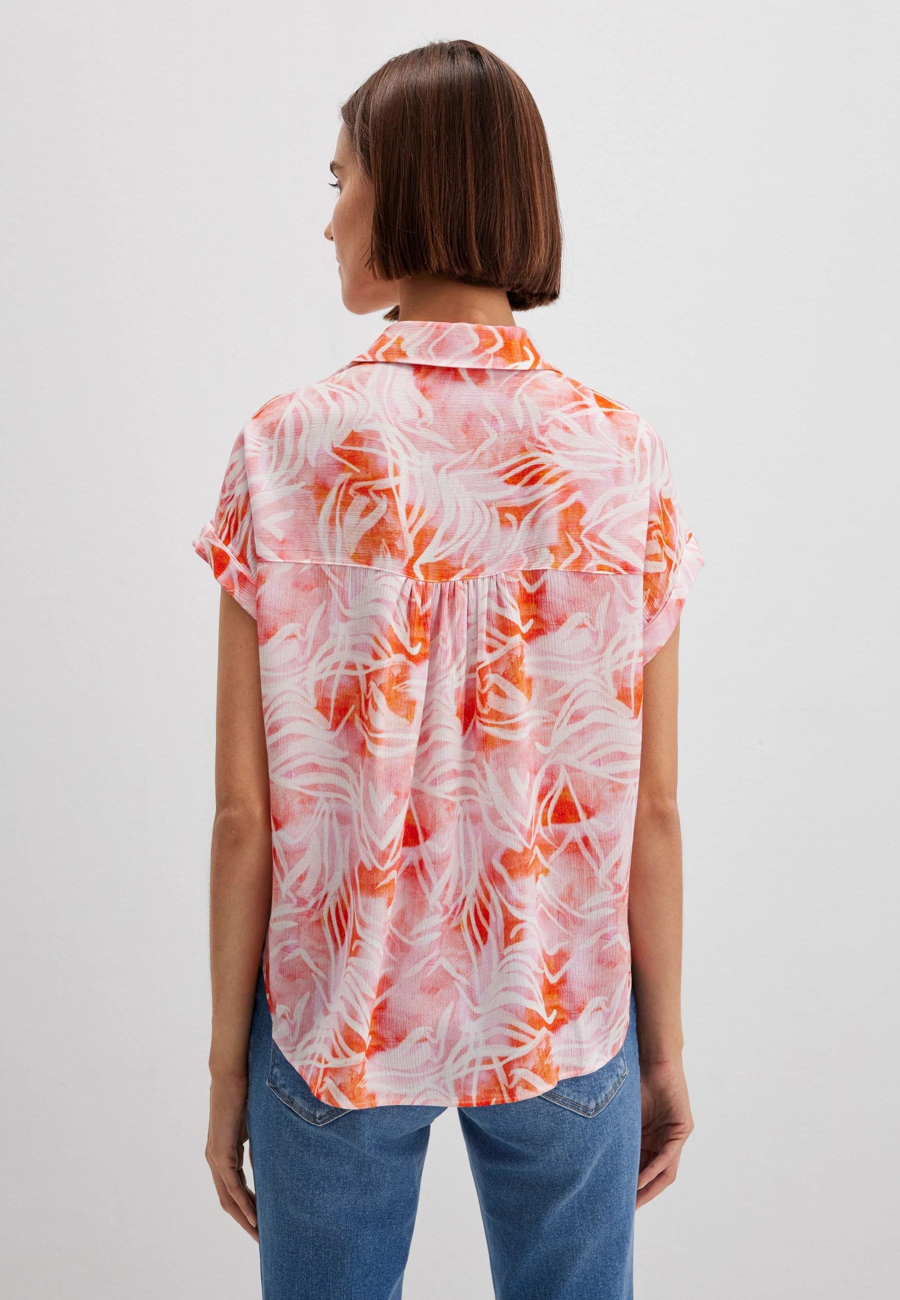 Short Sleeve Shirt in Water Leaf Print Hemden Mavi