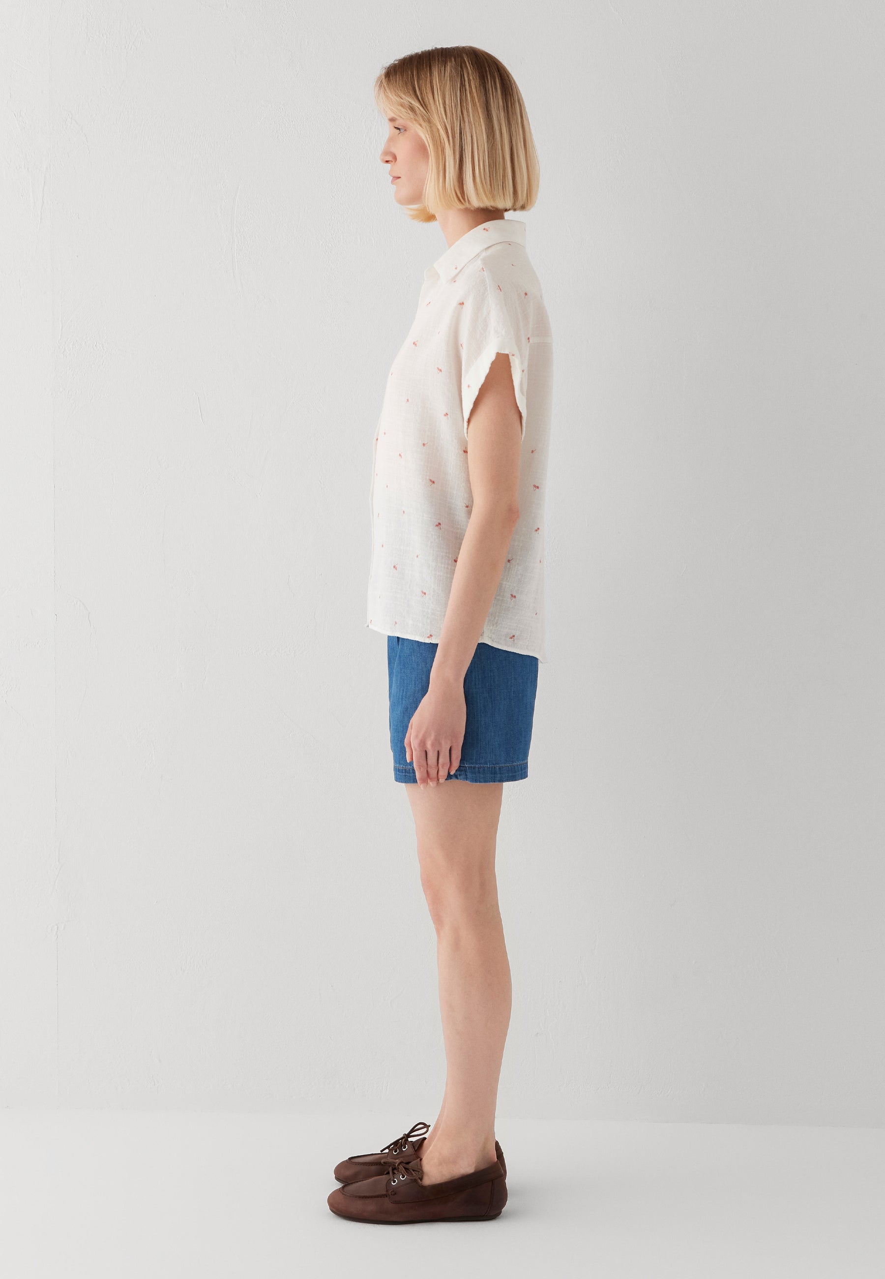 Short Sleeve Woven Shirt in Orange Palm Print Hemden Mavi