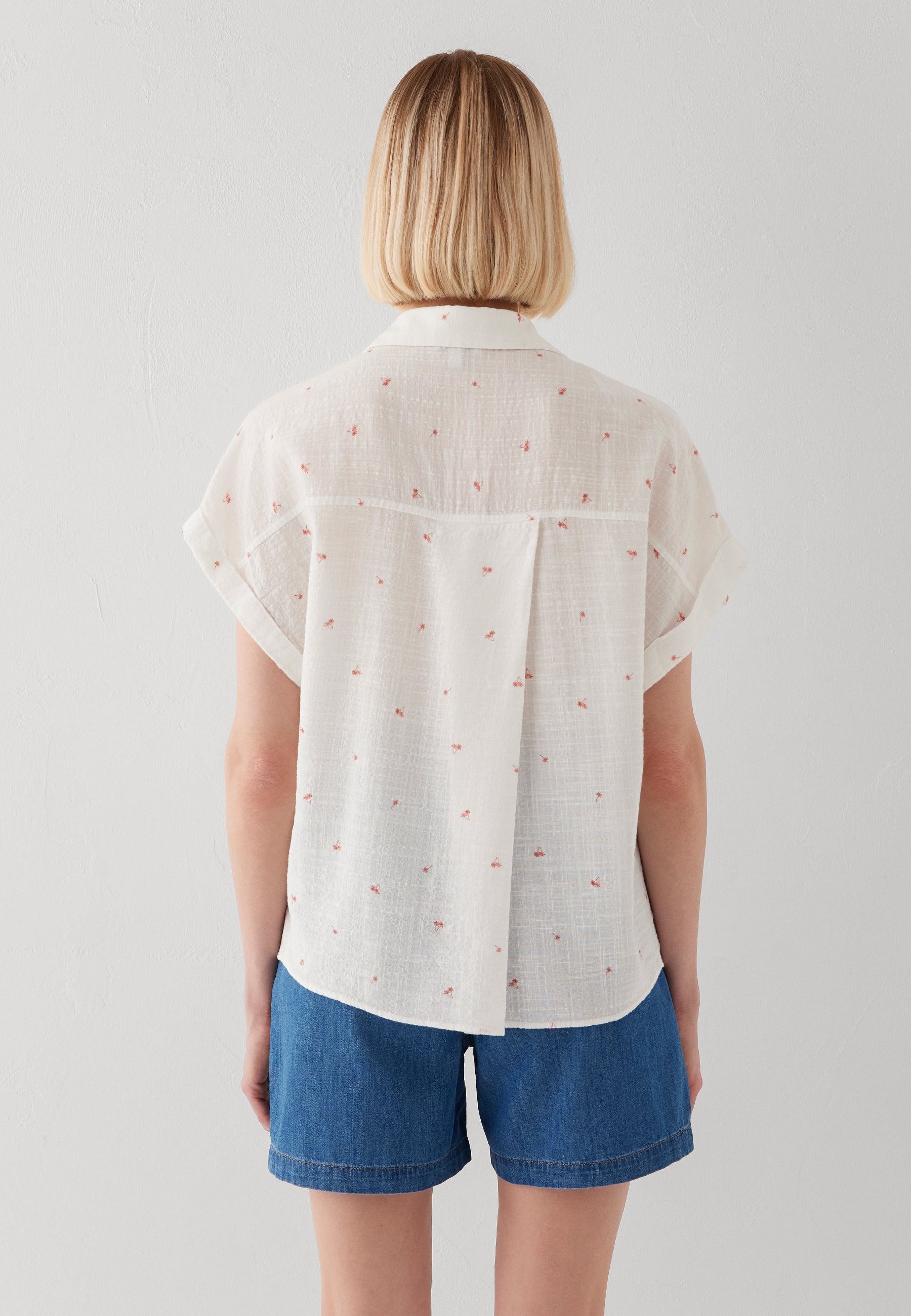 Short Sleeve Woven Shirt in Orange Palm Print Hemden Mavi